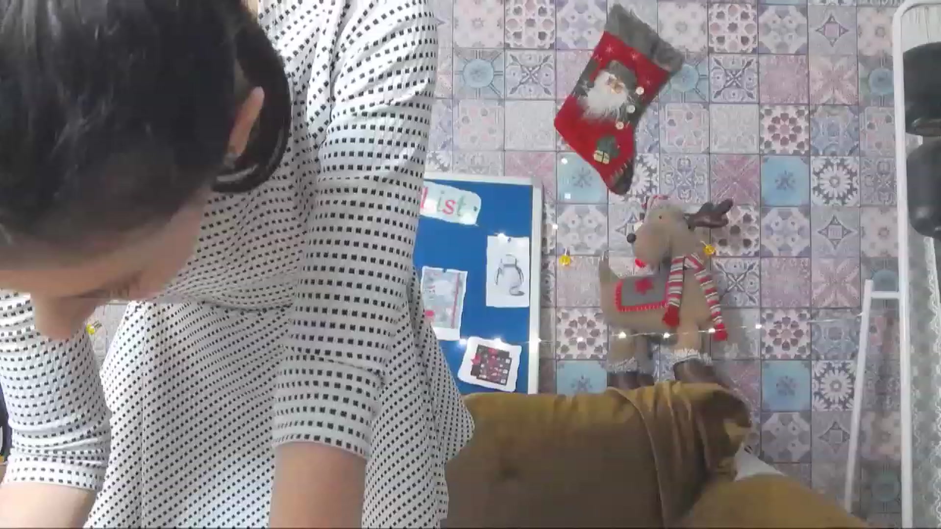 Gallery image thumbnail from MissAracely's myfreecams stream on, 12/21/2022, 16:38 image 8 of 20