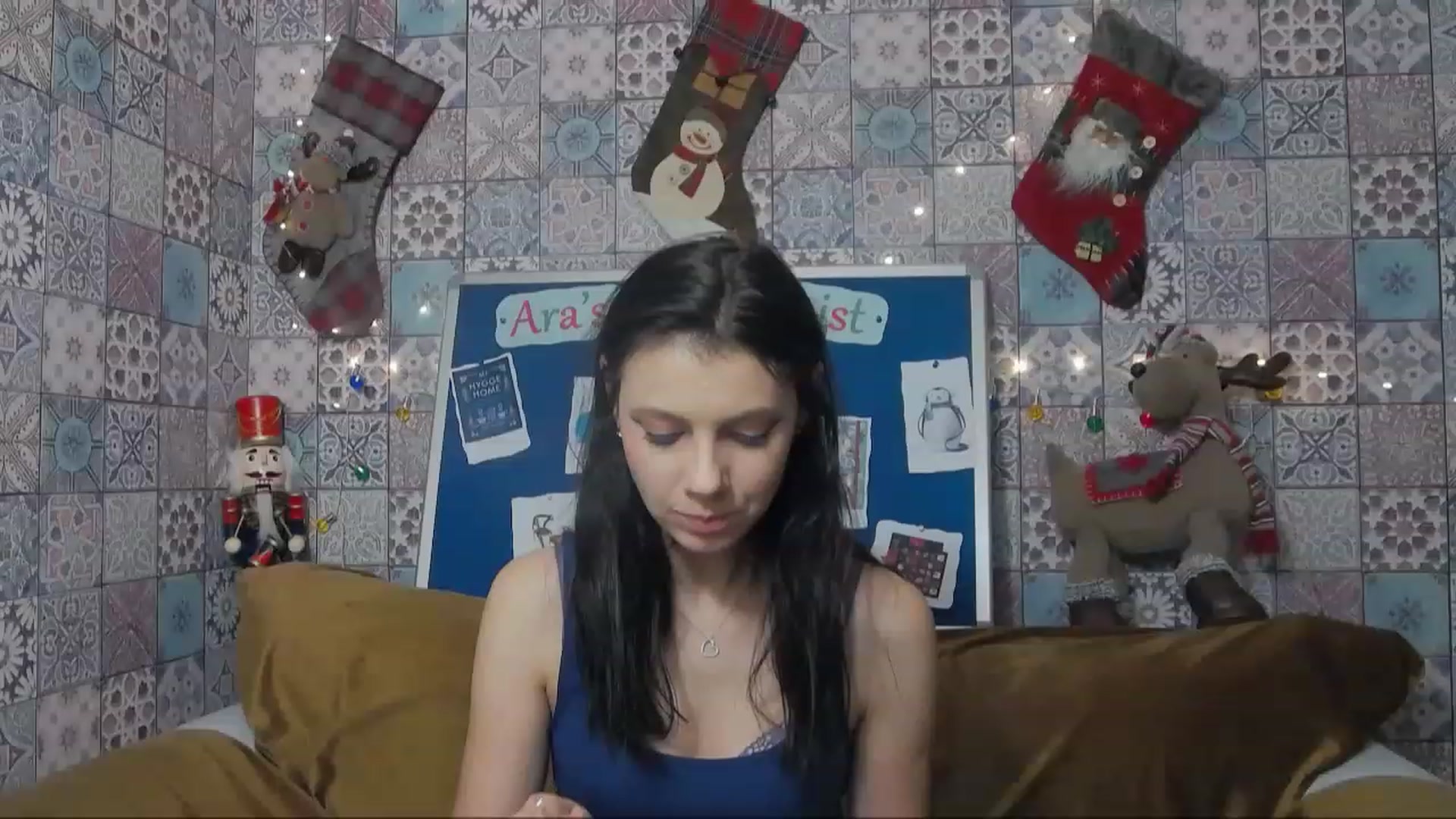 Gallery image thumbnail from MissAracely's myfreecams stream on, 12/23/2022, 20:52 image 5 of 20