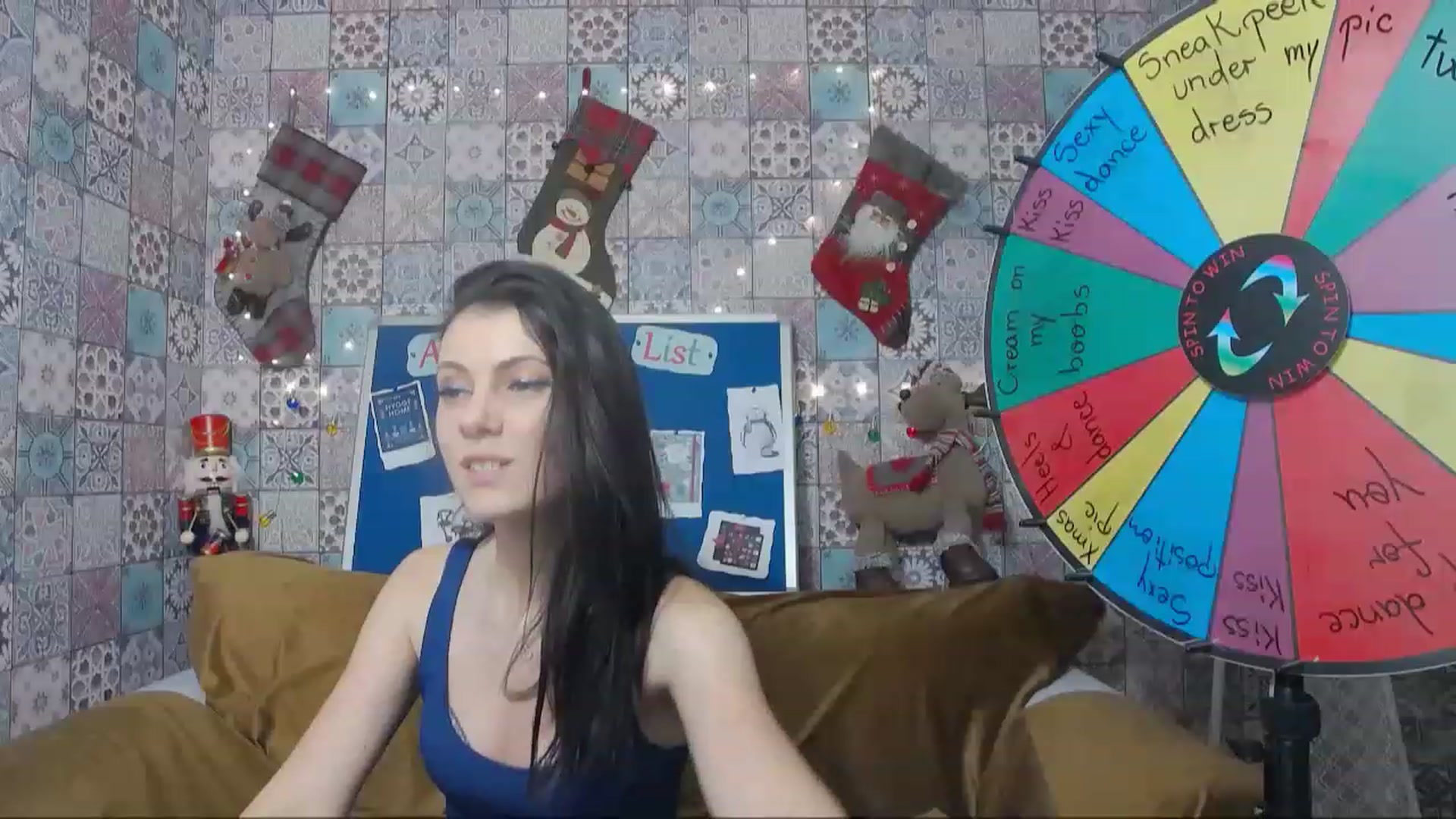 Gallery image thumbnail from MissAracely's myfreecams stream on, 12/23/2022, 20:52 image 6 of 20