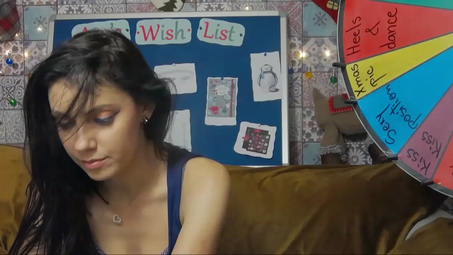 Gallery image thumbnail from MissAracely's myfreecams stream on, 12/23/2022, 20:52 image 10 of 20