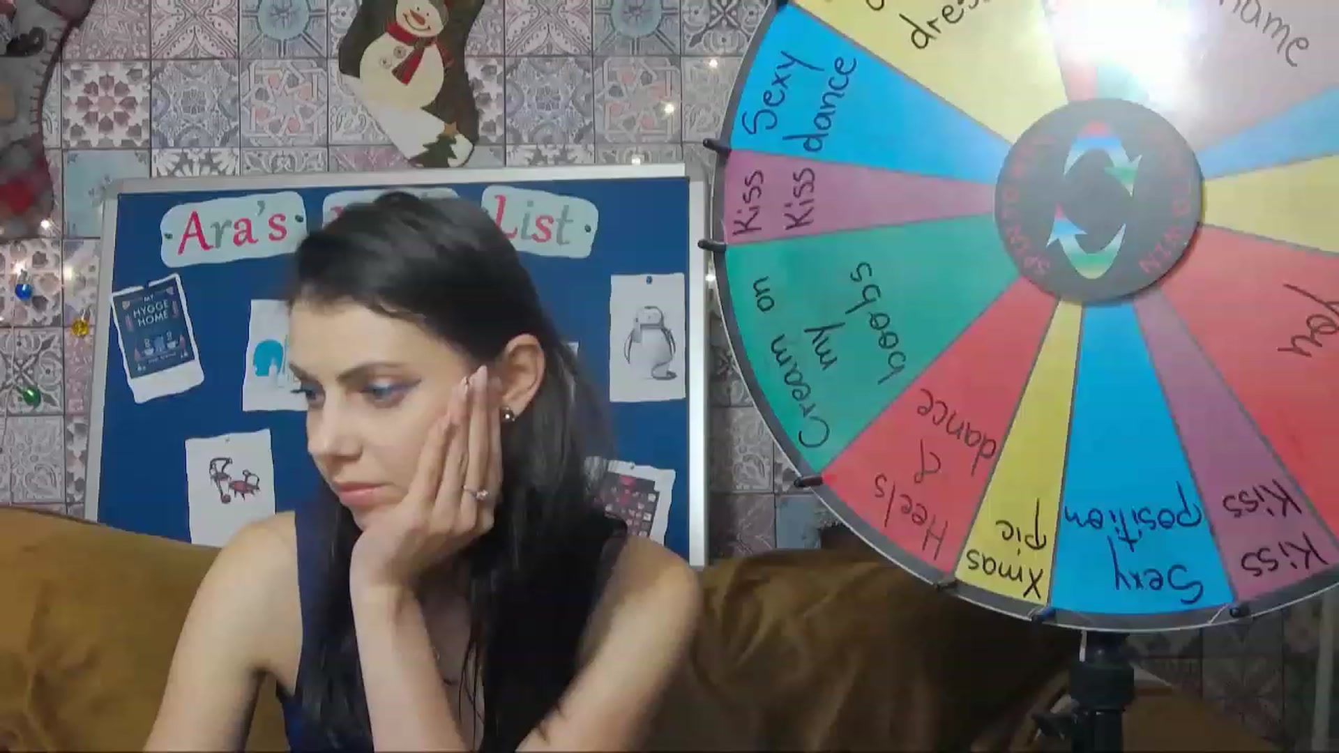 Gallery image thumbnail from MissAracely's myfreecams stream on, 12/23/2022, 20:52 image 15 of 20