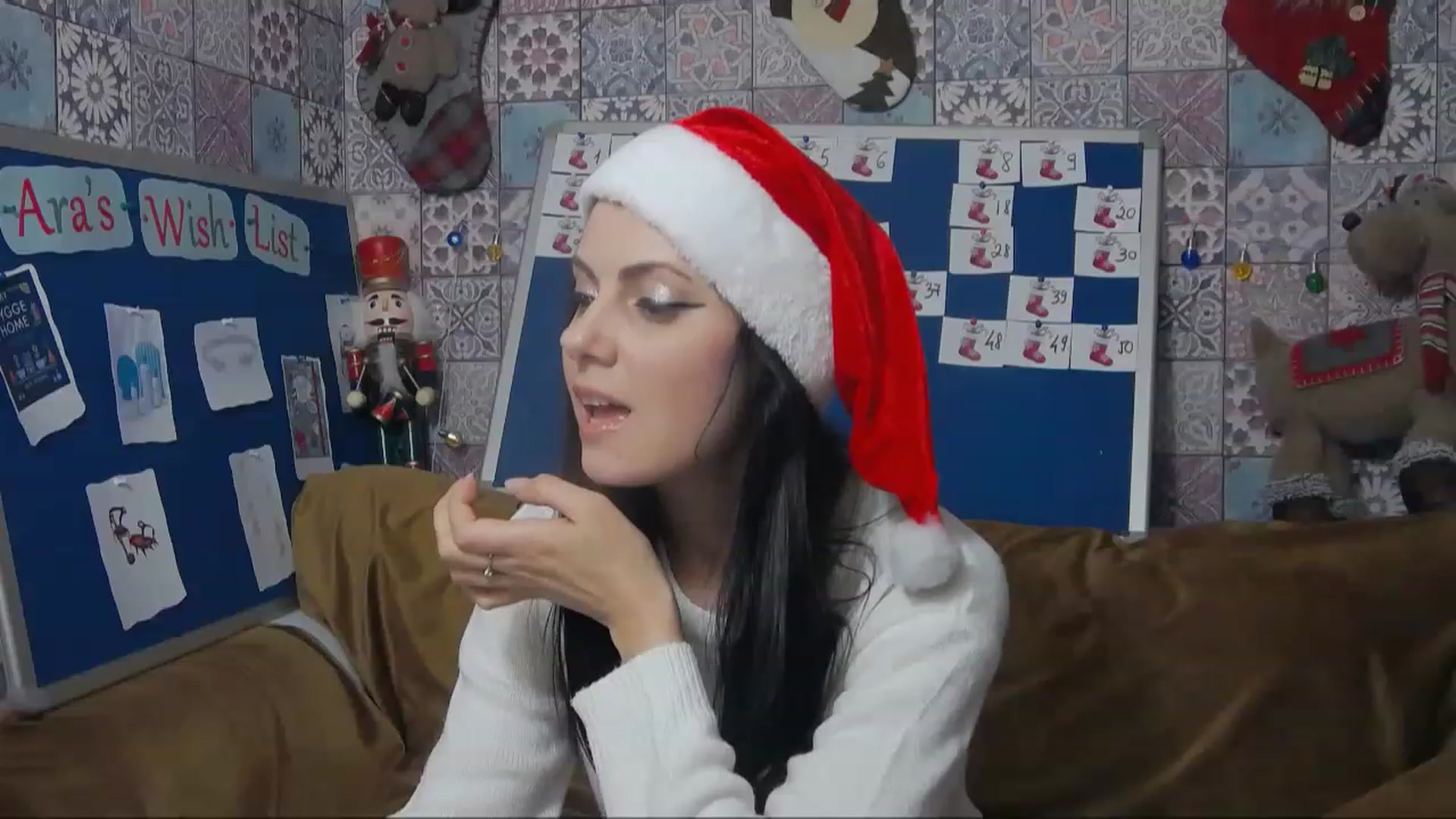 Gallery image thumbnail from MissAracely's myfreecams stream on, 12/24/2022, 20:00 image 16 of 20