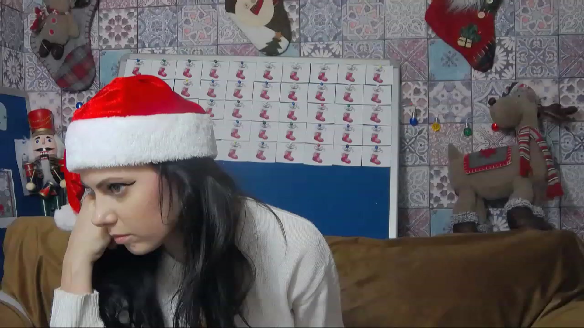Gallery image thumbnail from MissAracely's myfreecams stream on, 12/24/2022, 20:00 image 1 of 20