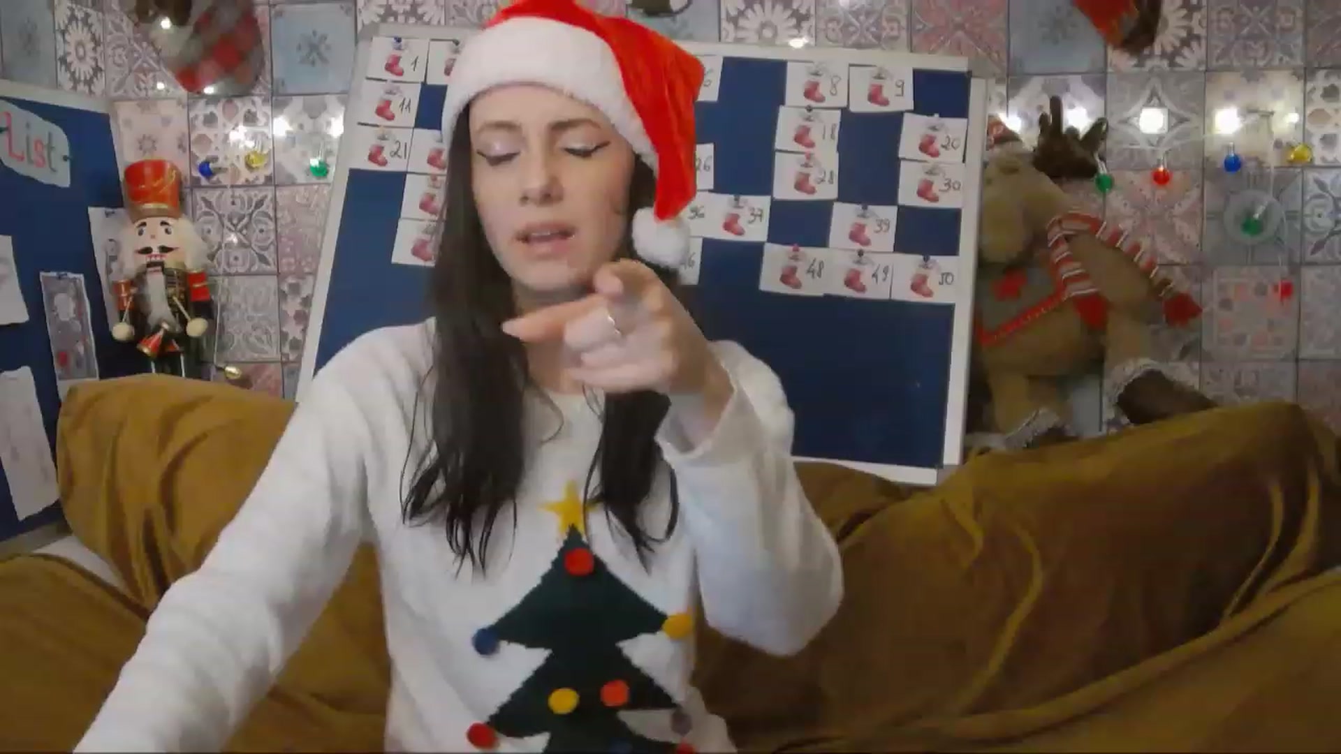 Gallery image thumbnail from MissAracely's myfreecams stream on, 12/24/2022, 23:33 image 8 of 20