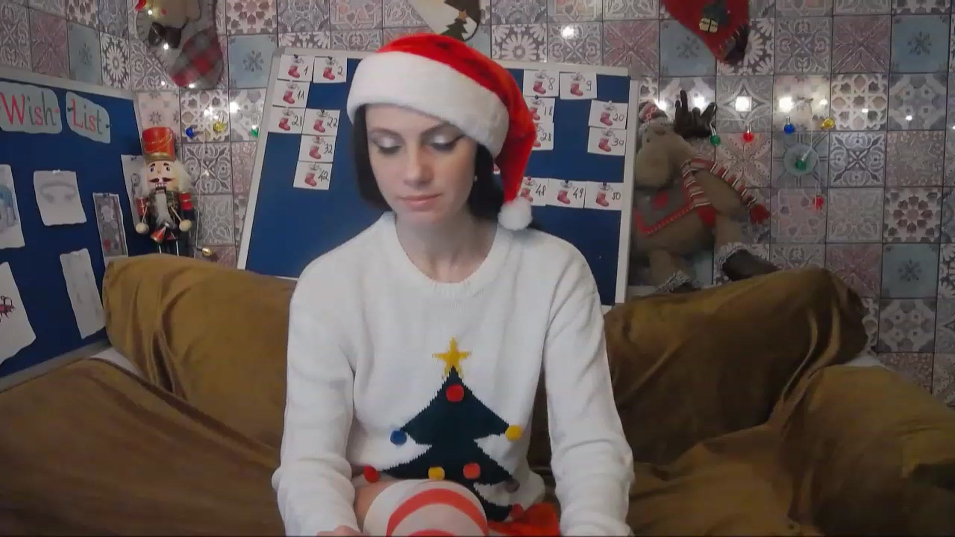 Gallery image thumbnail from MissAracely's myfreecams stream on, 12/24/2022, 23:33 image 10 of 20