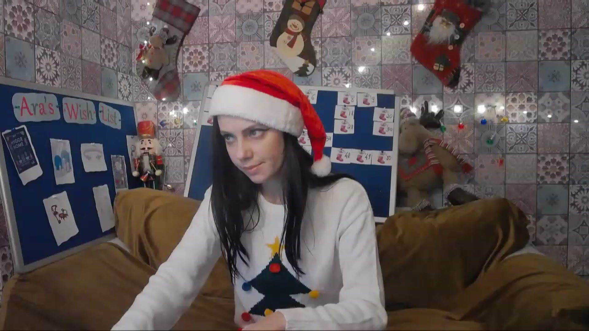 Gallery image thumbnail from MissAracely's myfreecams stream on, 12/24/2022, 23:33 image 12 of 20