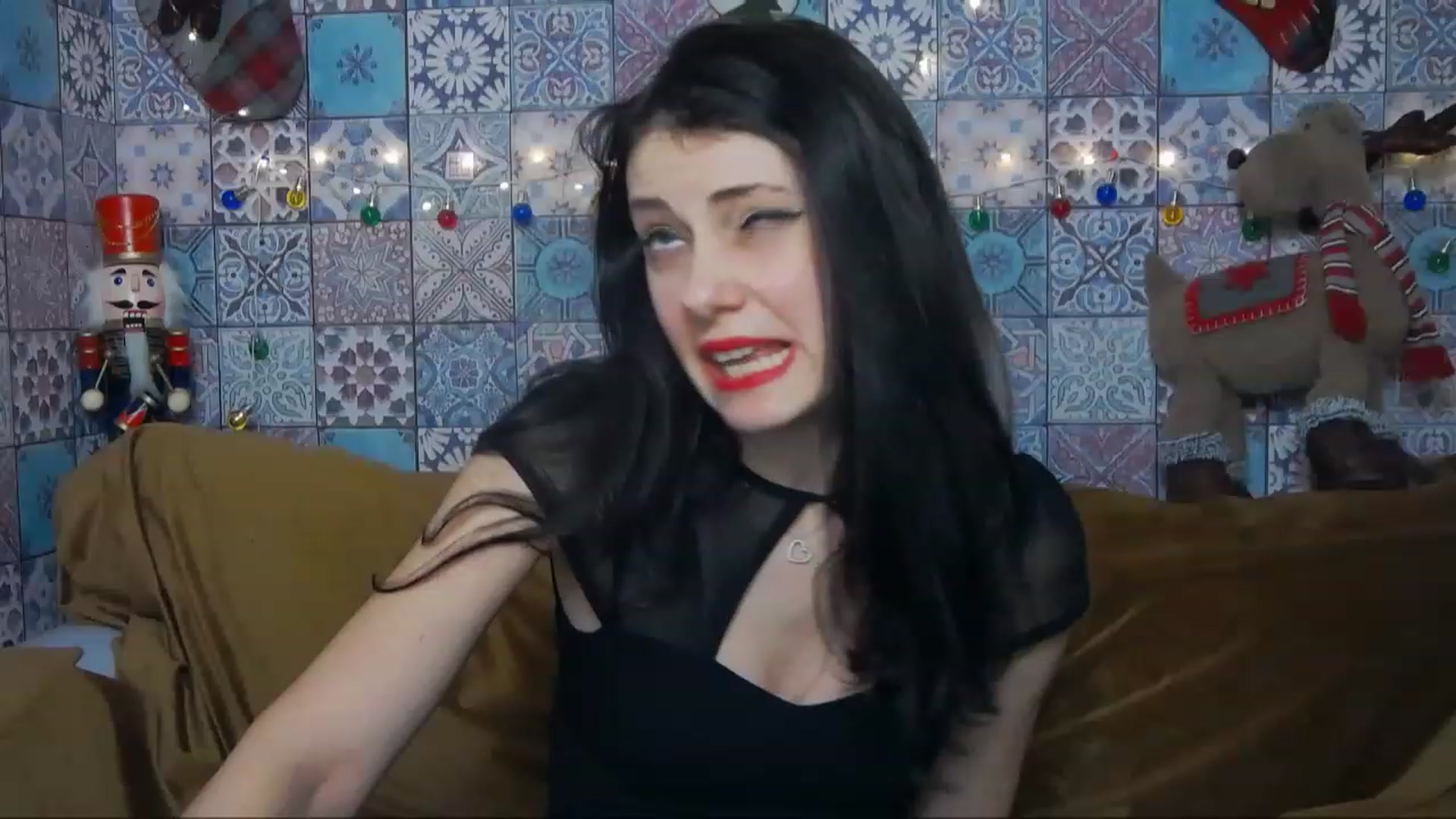 Gallery image thumbnail from MissAracely's myfreecams stream on, 12/30/2022, 22:38 image 9 of 20