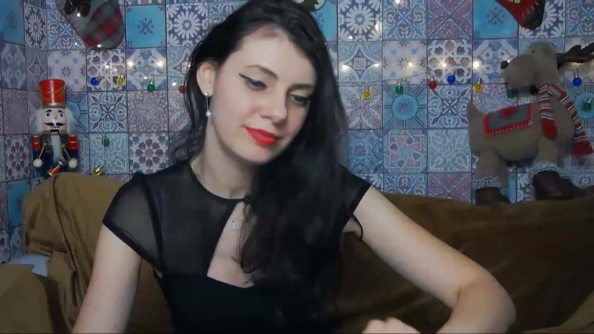 Gallery image thumbnail from MissAracely's myfreecams stream on, 12/30/2022, 22:38 image 2 of 20
