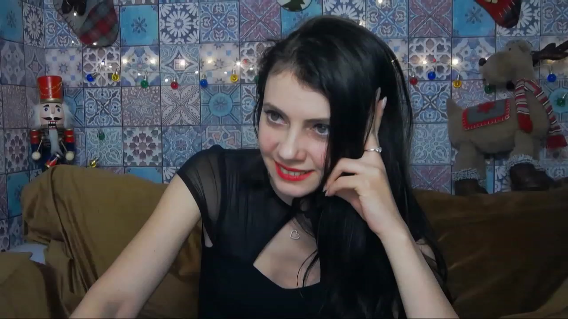 Gallery image thumbnail from MissAracely's myfreecams stream on, 12/30/2022, 22:38 image 5 of 20