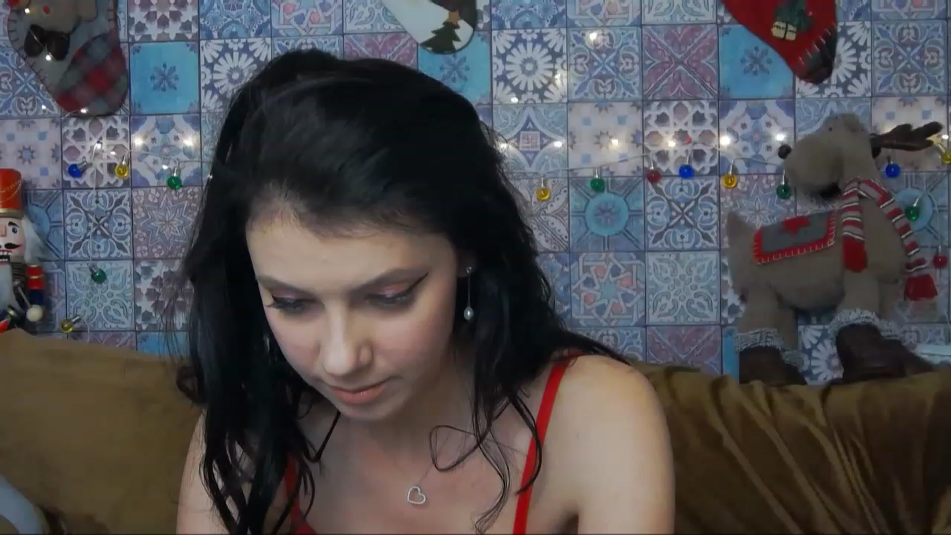 Gallery image thumbnail from MissAracely's myfreecams stream on, 01/01/2023, 21:25 image 10 of 20