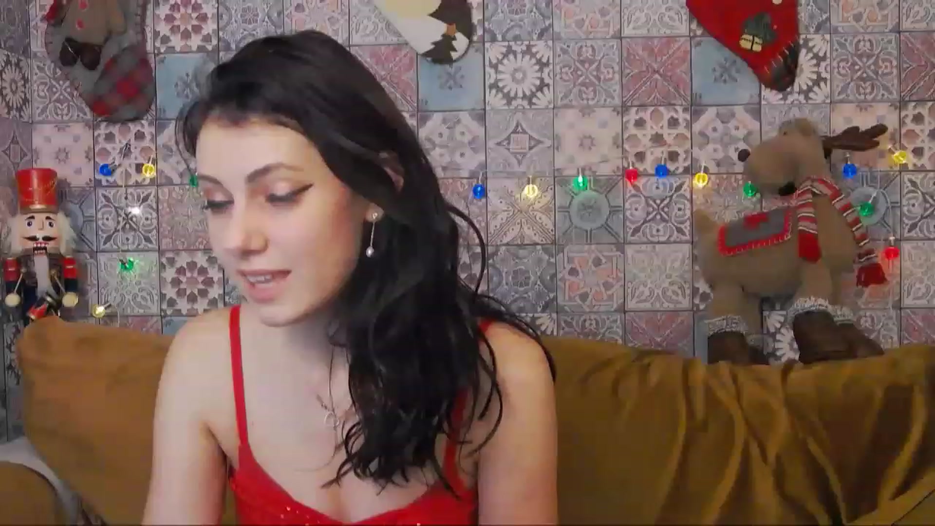 Gallery image thumbnail from MissAracely's myfreecams stream on, 01/02/2023, 02:01 image 8 of 20