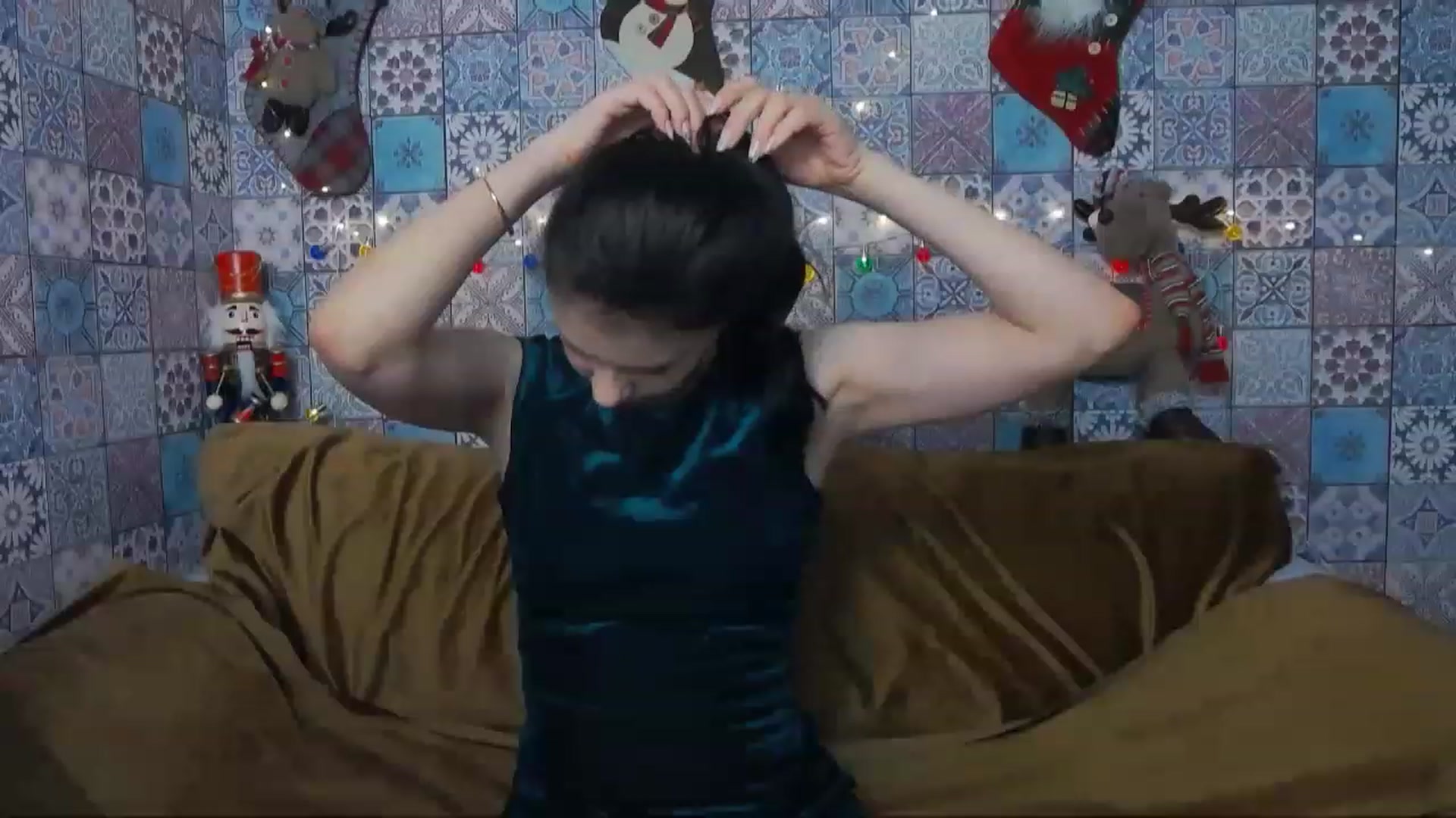 Gallery image thumbnail from MissAracely's myfreecams stream on, 01/02/2023, 19:54 image 17 of 20