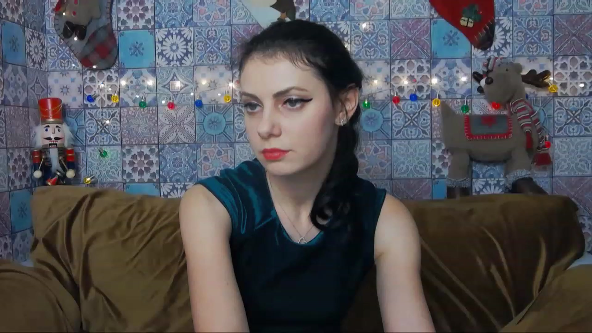 Gallery image thumbnail from MissAracely's myfreecams stream on, 01/02/2023, 22:43 image 4 of 20