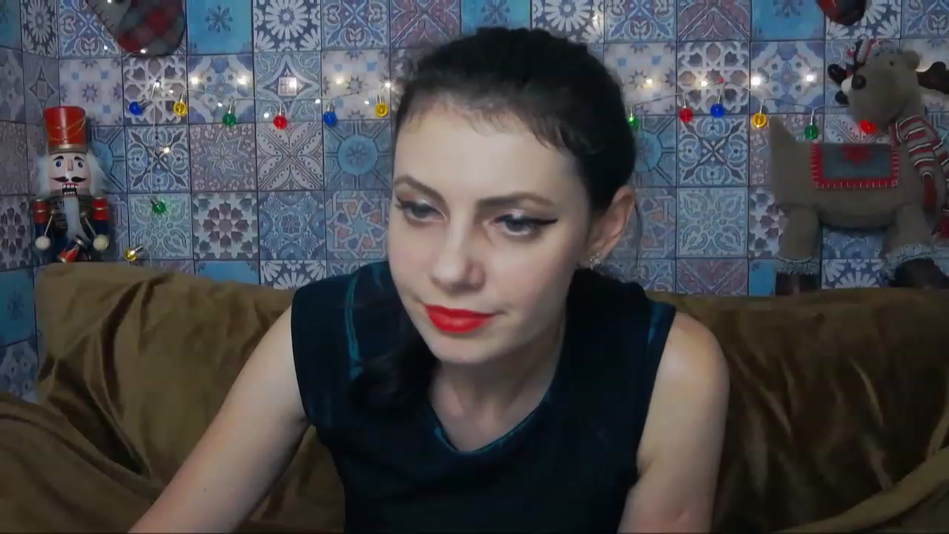Gallery image thumbnail from MissAracely's myfreecams stream on, 01/02/2023, 22:43 image 17 of 20