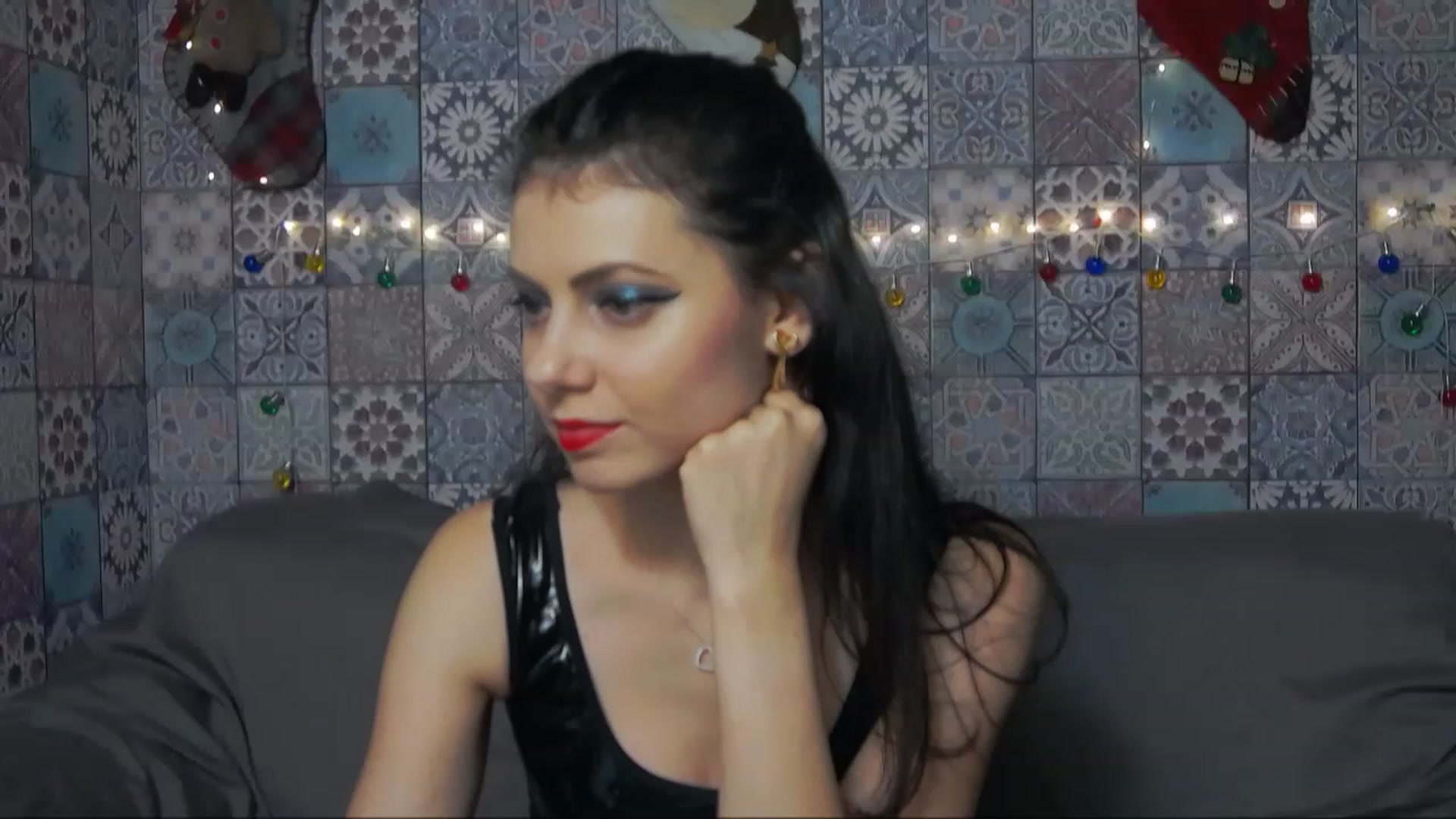 Gallery image thumbnail from MissAracely's myfreecams stream on, 01/03/2023, 15:41 image 19 of 20
