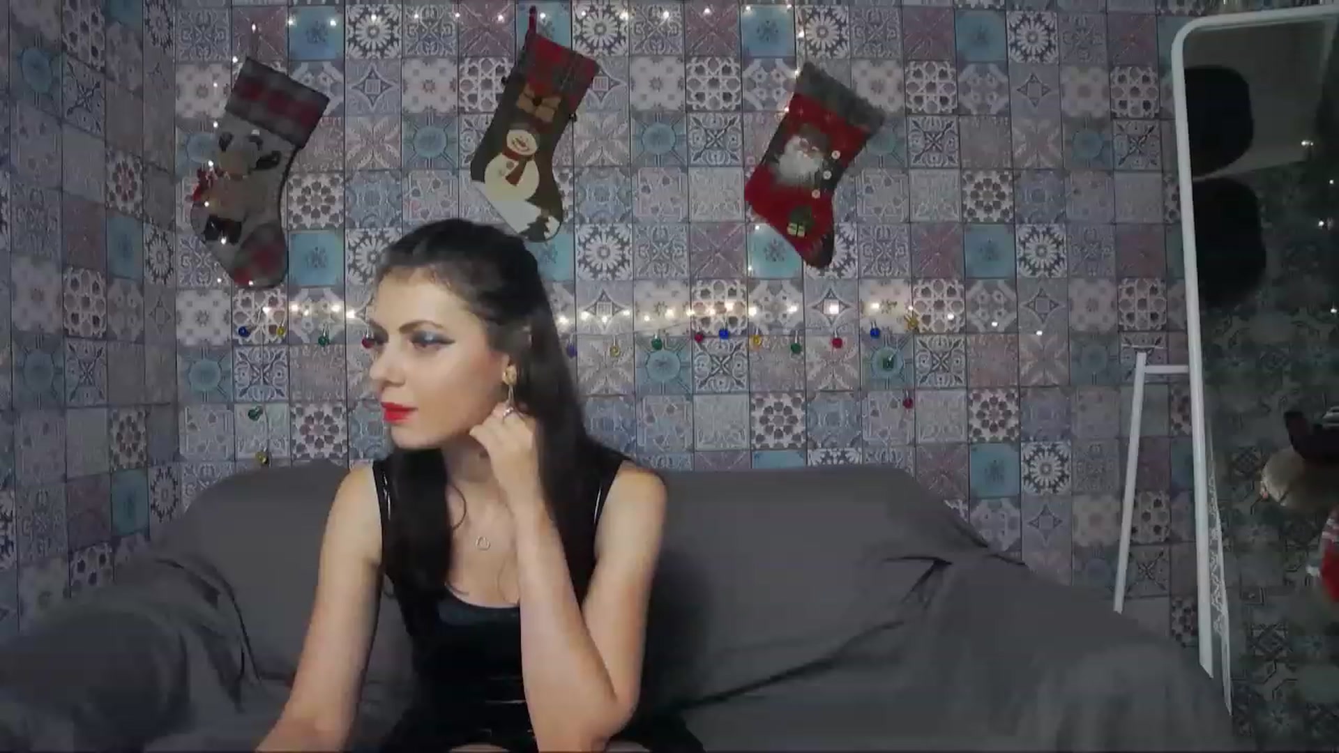 Gallery image thumbnail from MissAracely's myfreecams stream on, 01/03/2023, 19:37 image 6 of 20