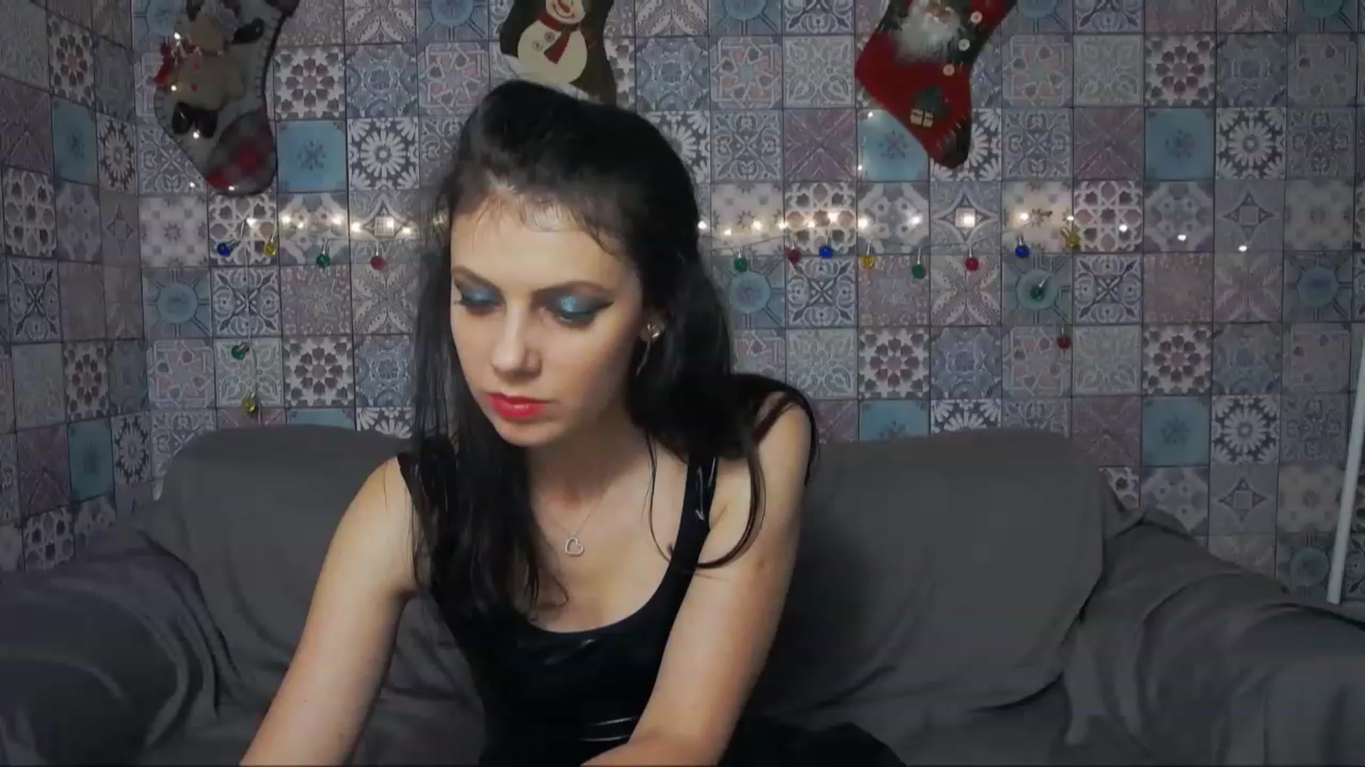 Gallery image thumbnail from MissAracely's myfreecams stream on, 01/03/2023, 20:44 image 16 of 20
