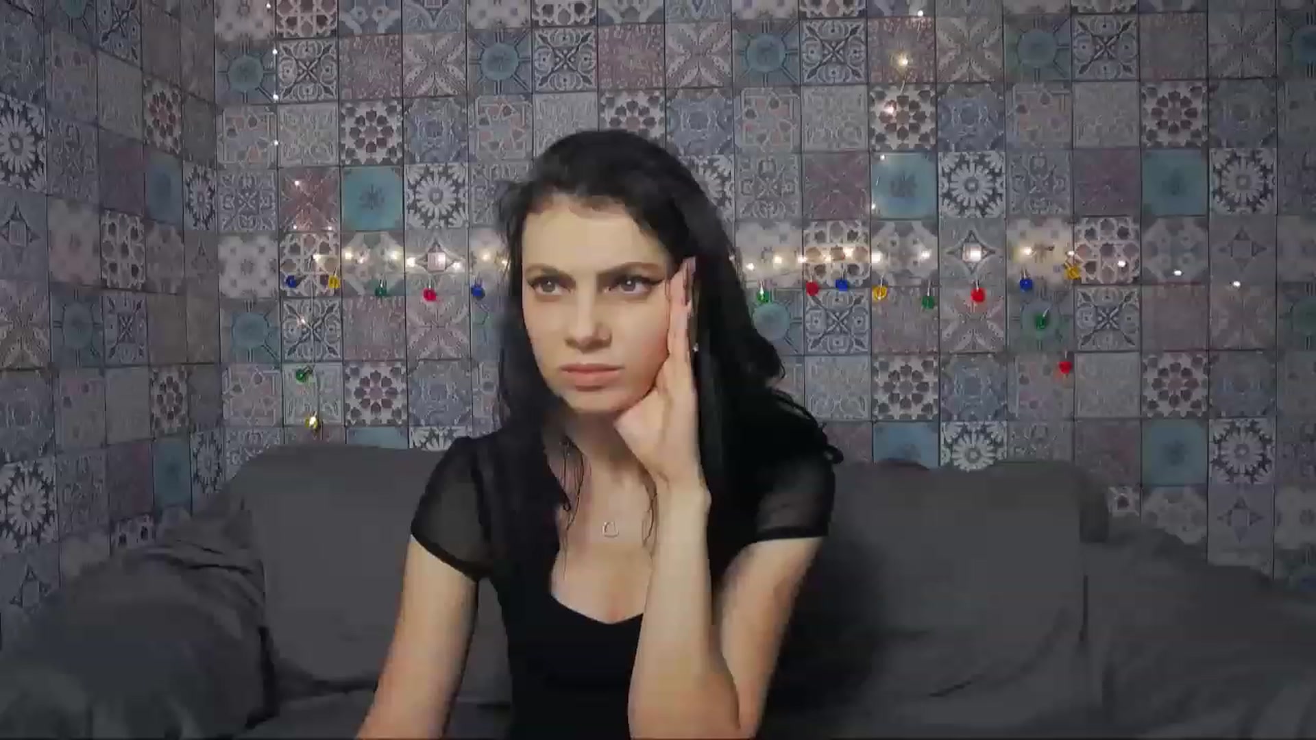 Gallery image thumbnail from MissAracely's myfreecams stream on, 01/04/2023, 17:02 image 4 of 20