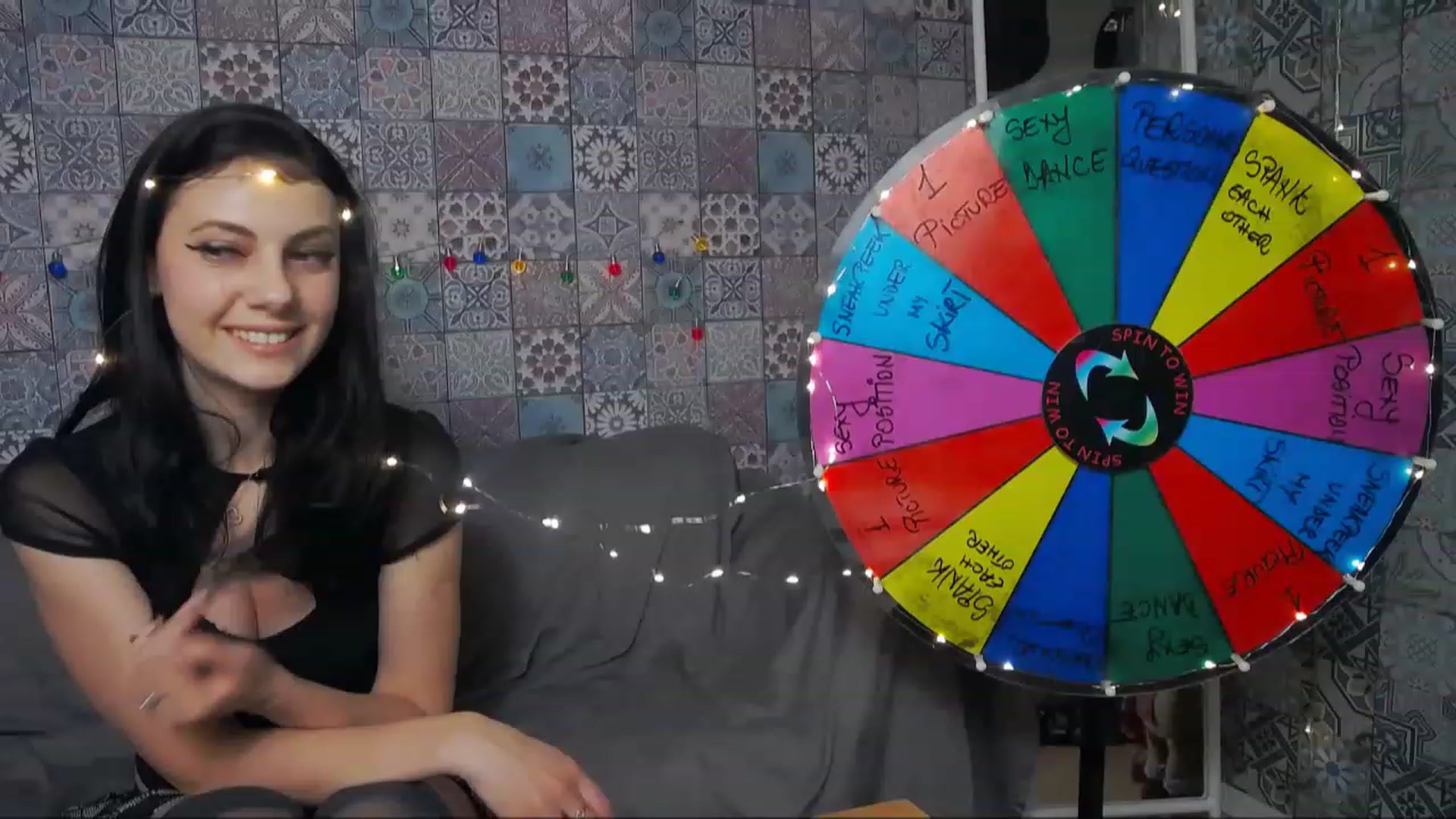 Gallery image thumbnail from MissAracely's myfreecams stream on, 01/04/2023, 20:29 image 2 of 20