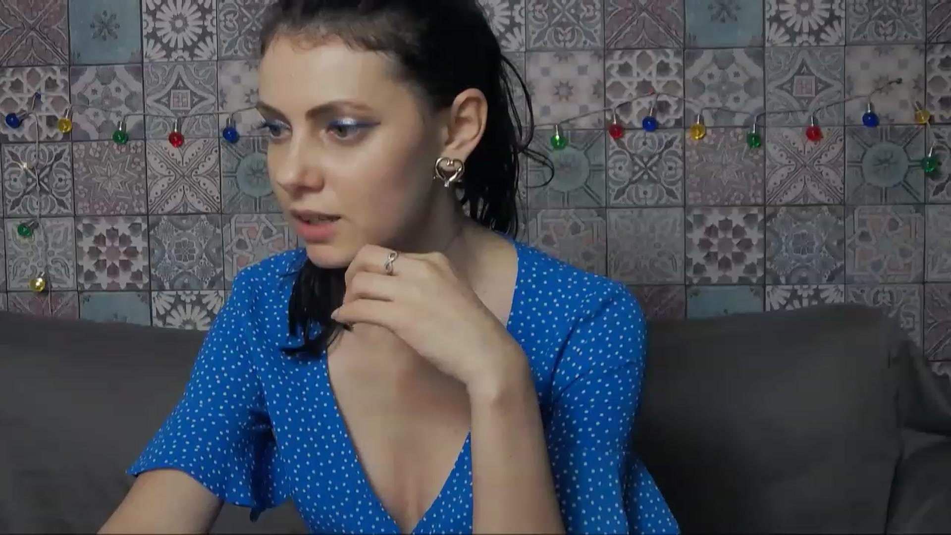 Gallery image thumbnail from MissAracely's myfreecams stream on, 01/16/2023, 22:10 image 20 of 20