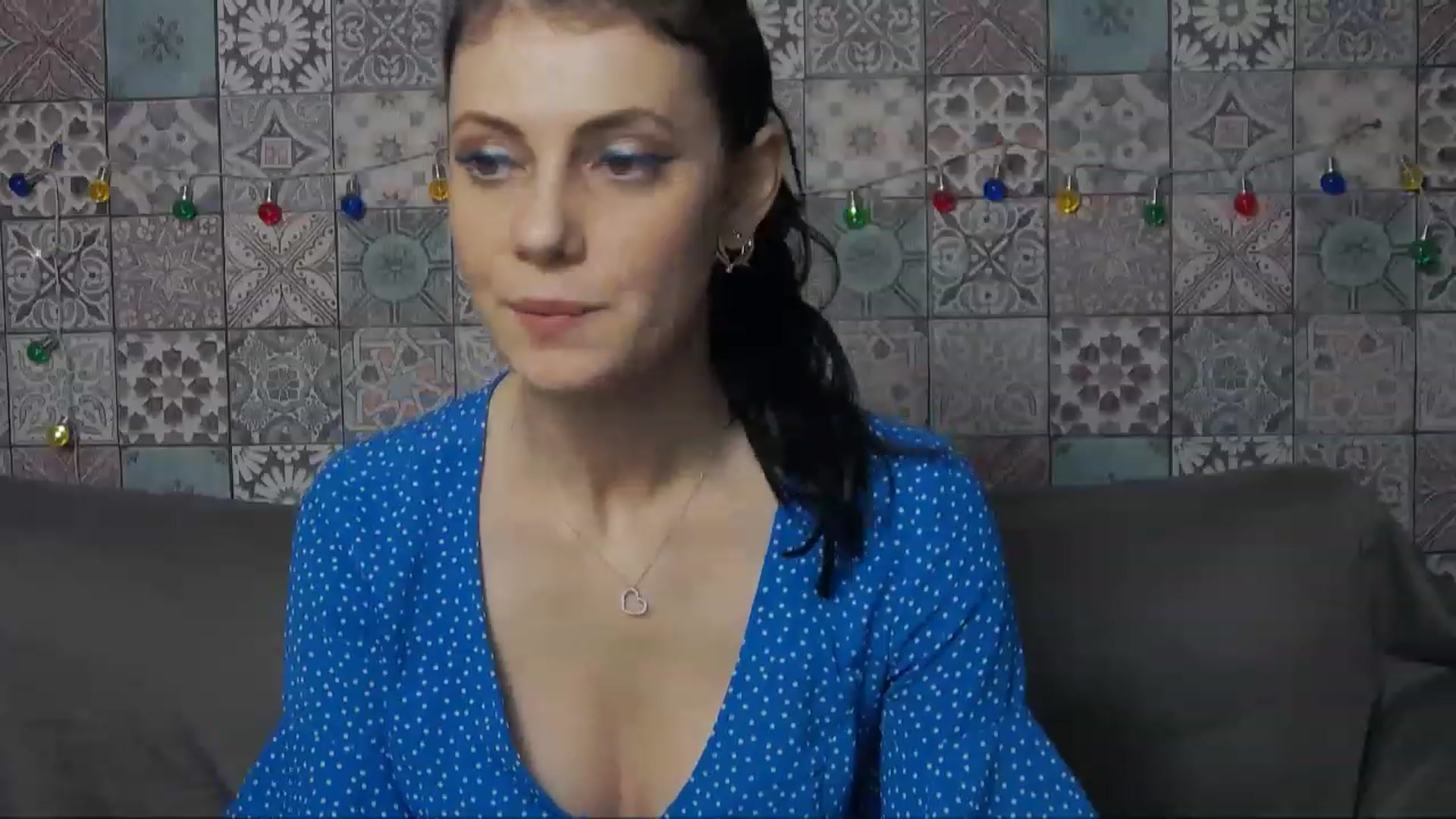 Gallery image thumbnail from MissAracely's myfreecams stream on, 01/16/2023, 22:10 image 19 of 20