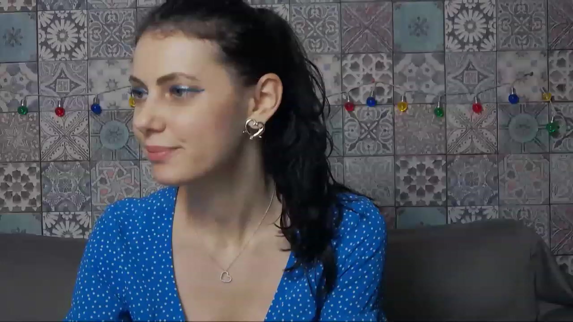 Gallery image thumbnail from MissAracely's myfreecams stream on, 01/16/2023, 22:10 image 12 of 20