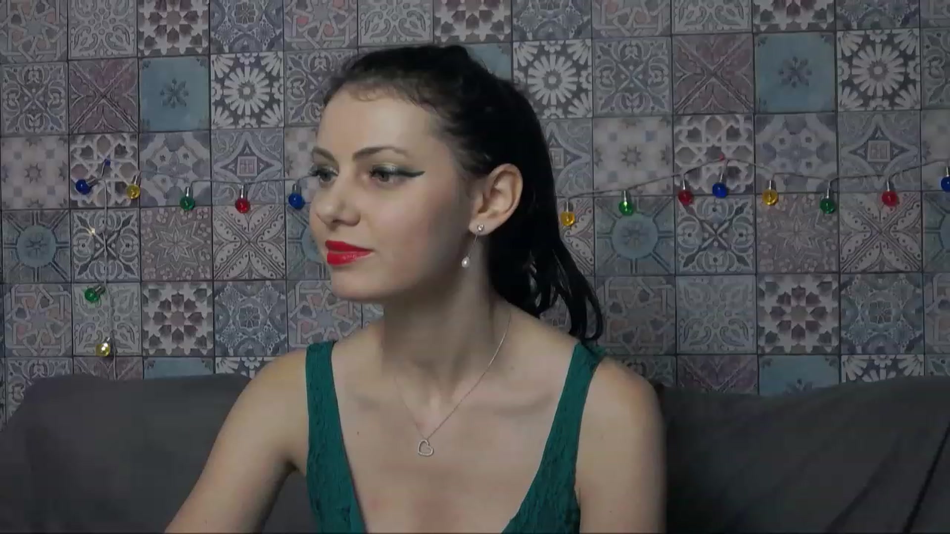 Gallery image thumbnail from MissAracely's myfreecams stream on, 01/18/2023, 16:47 image 9 of 20