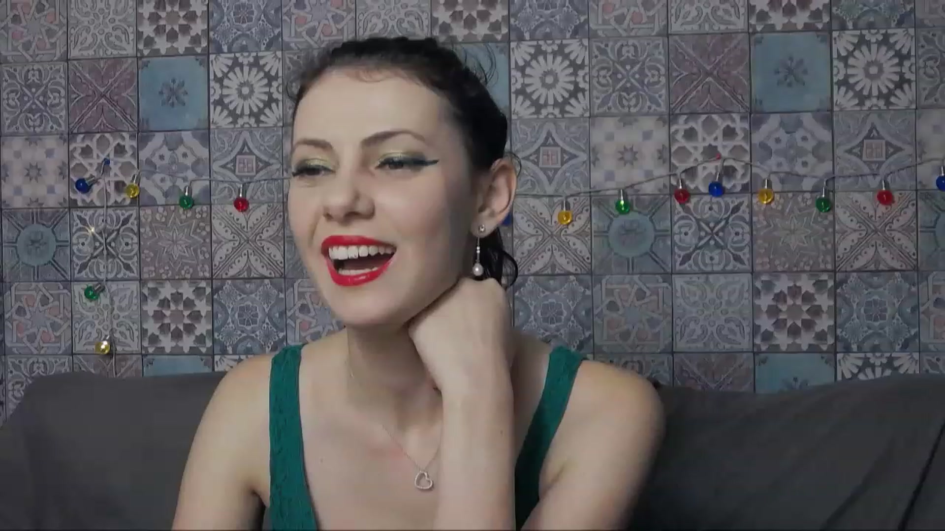 Gallery image thumbnail from MissAracely's myfreecams stream on, 01/18/2023, 16:47 image 8 of 20