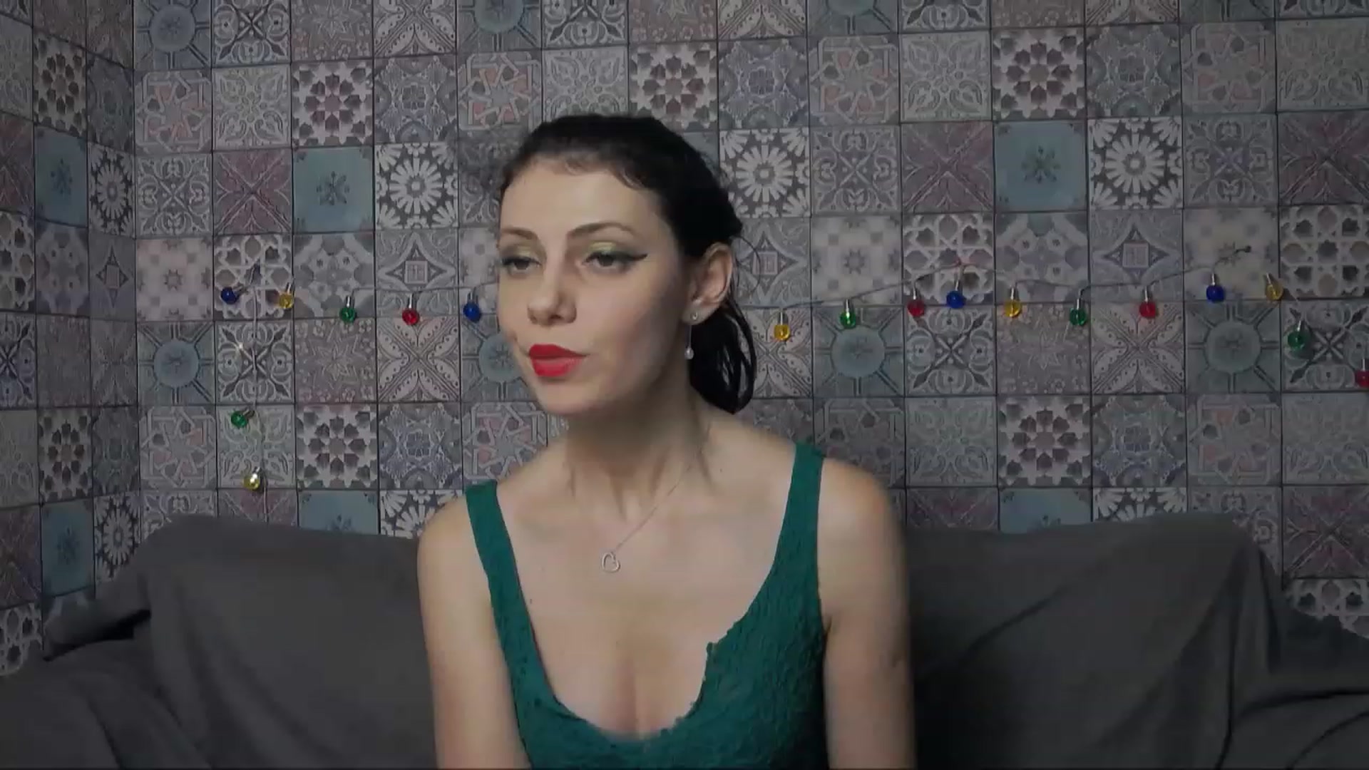 Gallery image thumbnail from MissAracely's myfreecams stream on, 01/18/2023, 21:12 image 7 of 20