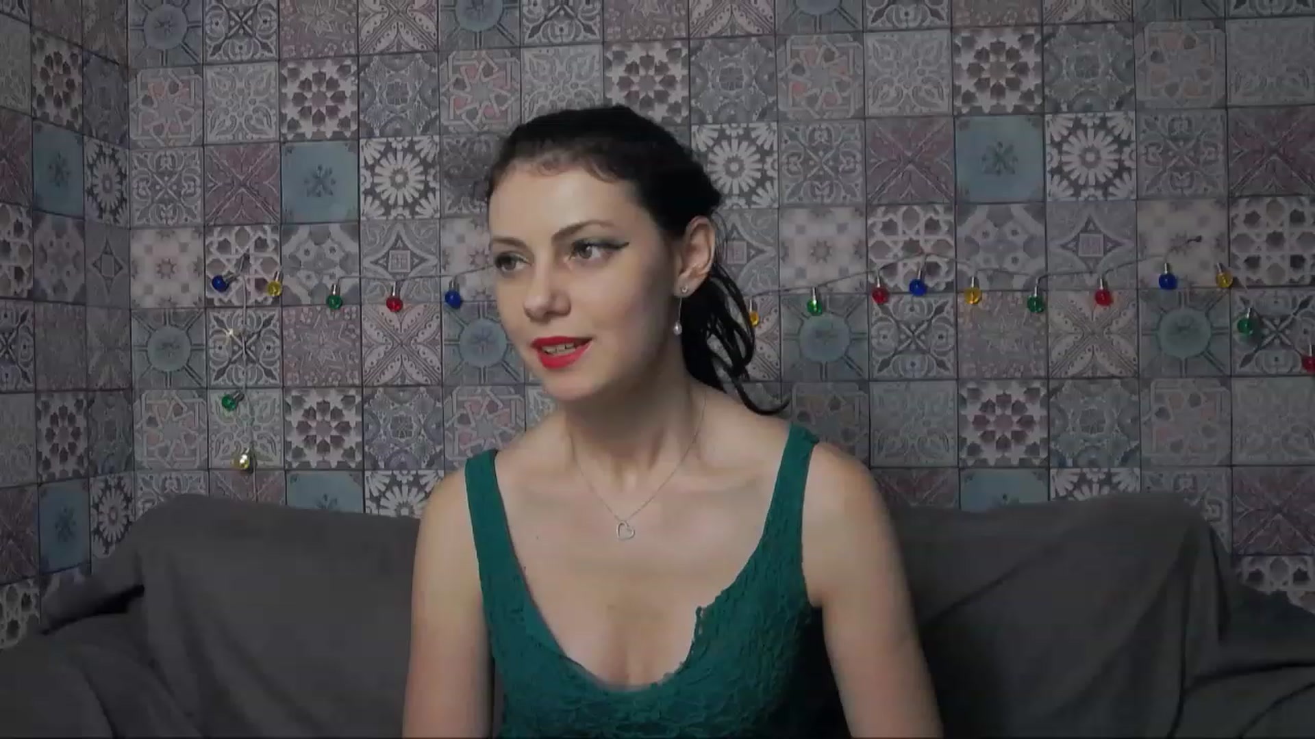 Gallery image thumbnail from MissAracely's myfreecams stream on, 01/18/2023, 21:12 image 6 of 20