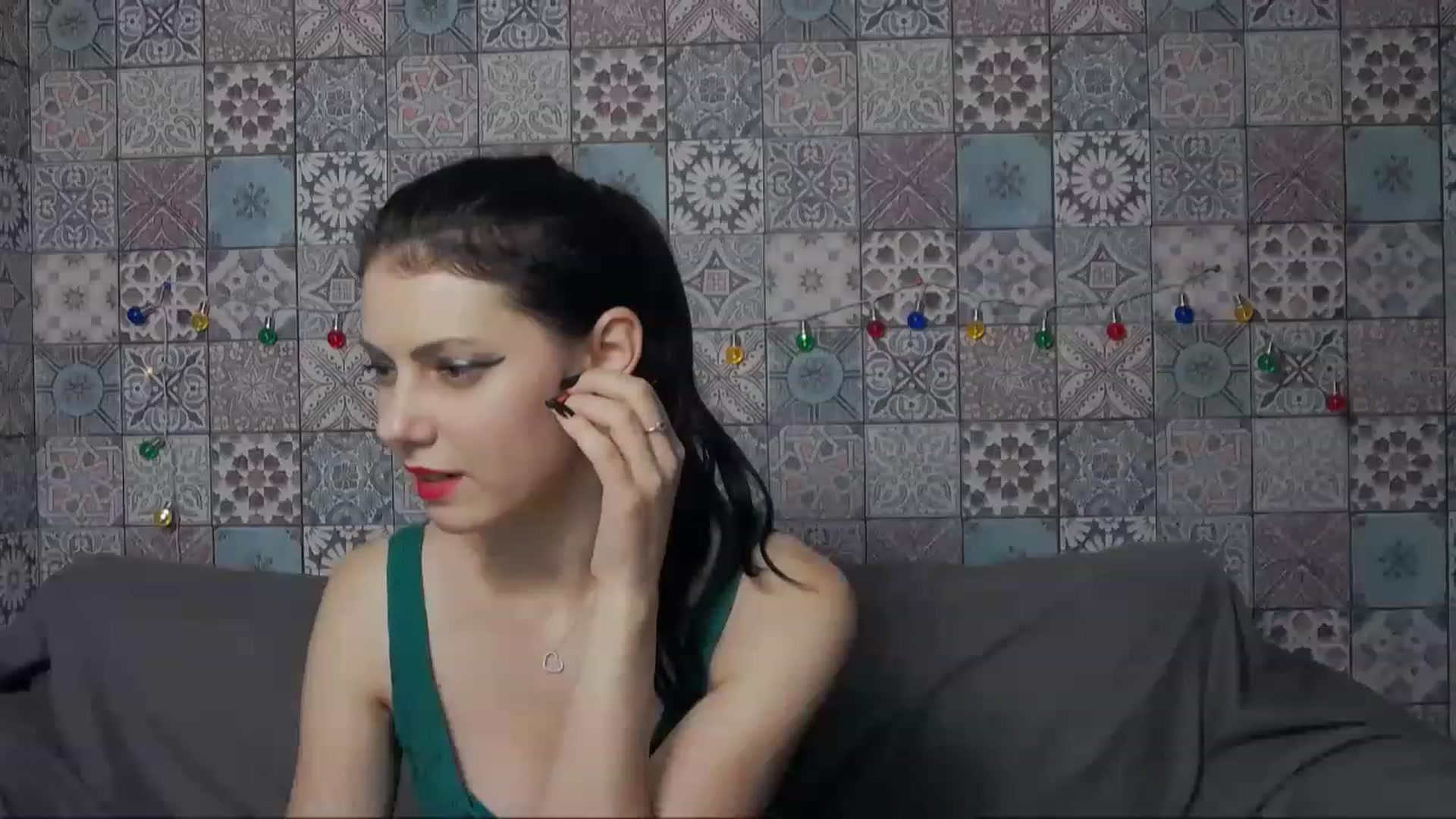 Gallery image thumbnail from MissAracely's myfreecams stream on, 01/18/2023, 21:12 image 12 of 20