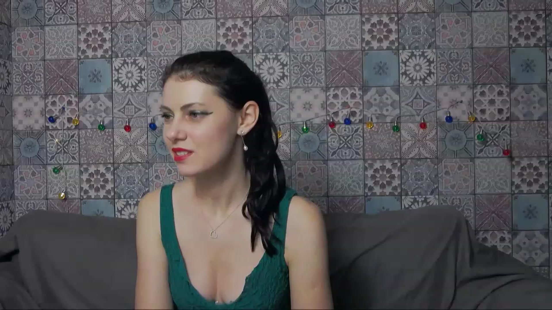 Gallery image thumbnail from MissAracely's myfreecams stream on, 01/18/2023, 21:12 image 14 of 20