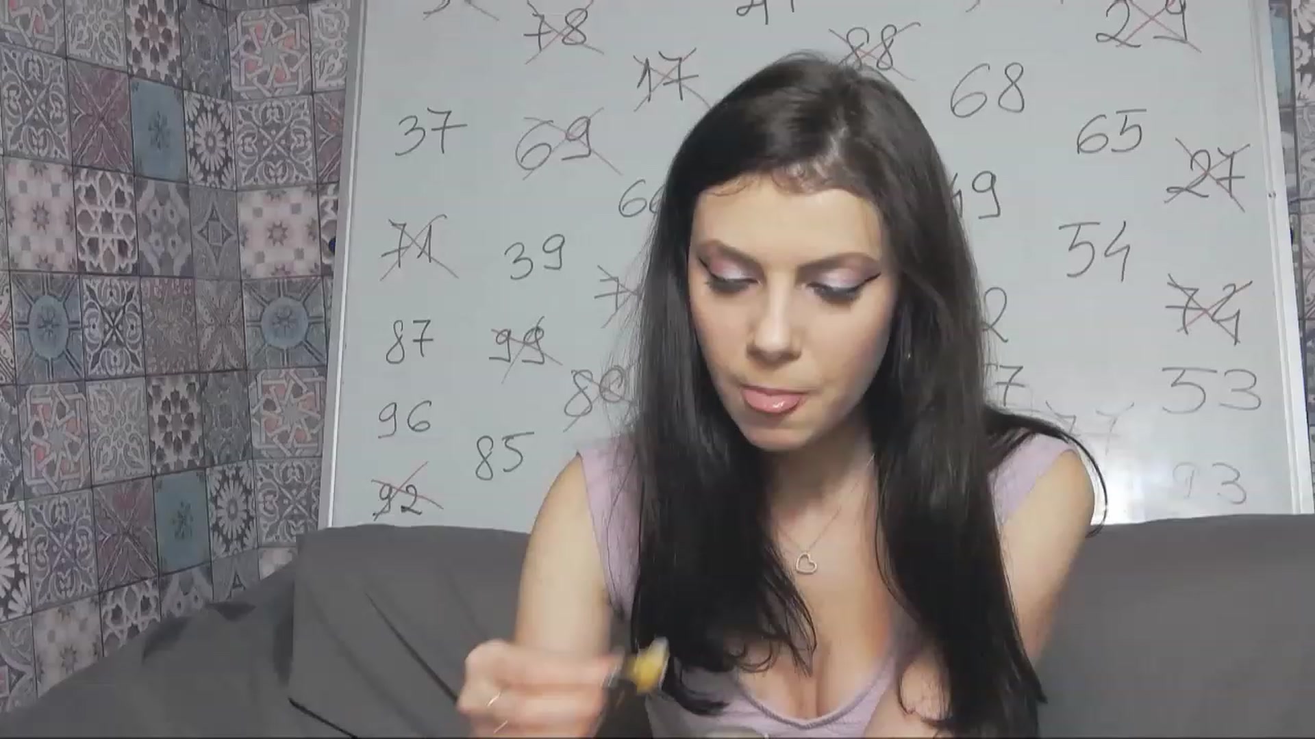 Gallery image thumbnail from MissAracely's myfreecams stream on, 02/04/2023, 20:01 image 5 of 20