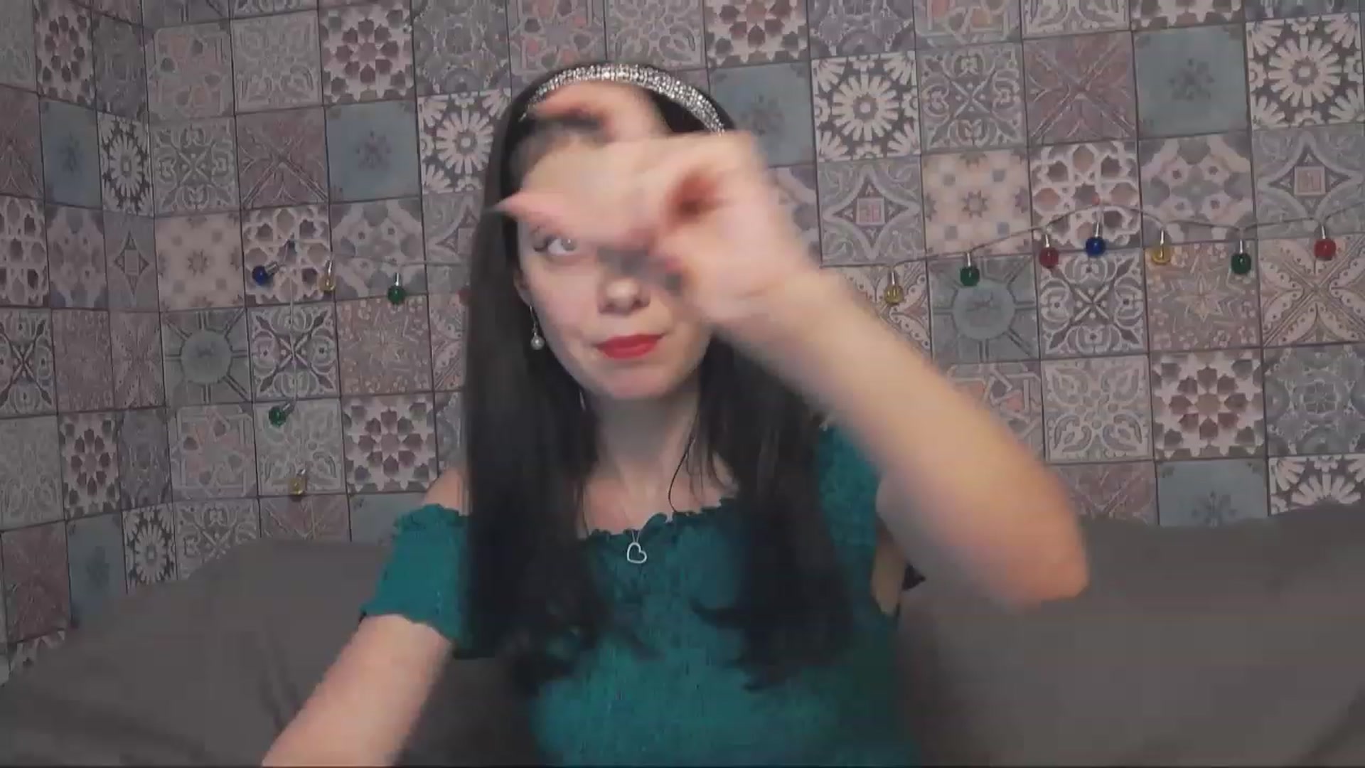 Gallery image thumbnail from MissAracely's myfreecams stream on, 02/05/2023, 23:42 image 9 of 20