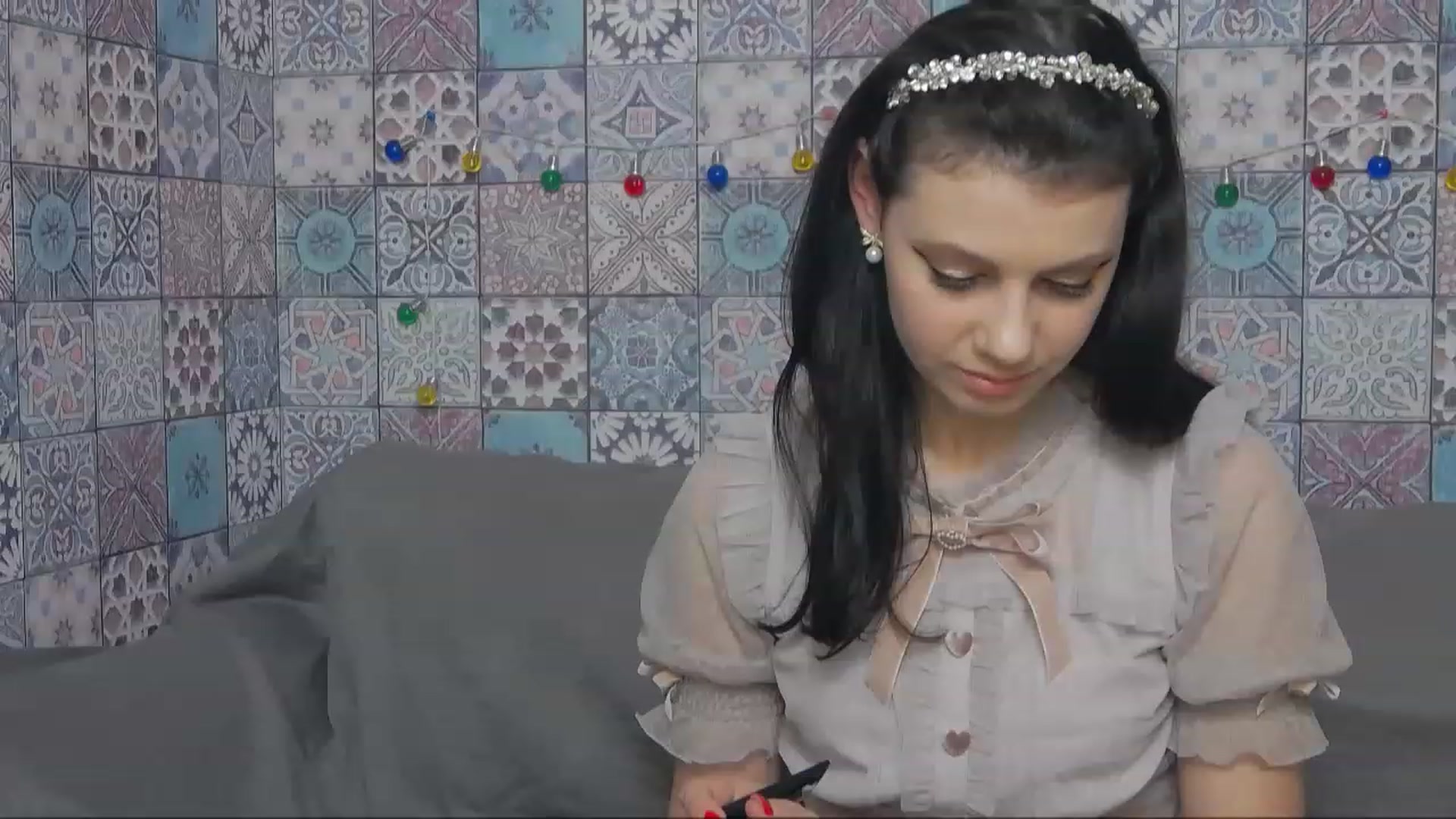 Gallery image thumbnail from MissAracely's myfreecams stream on, 02/12/2023, 20:39 image 2 of 20