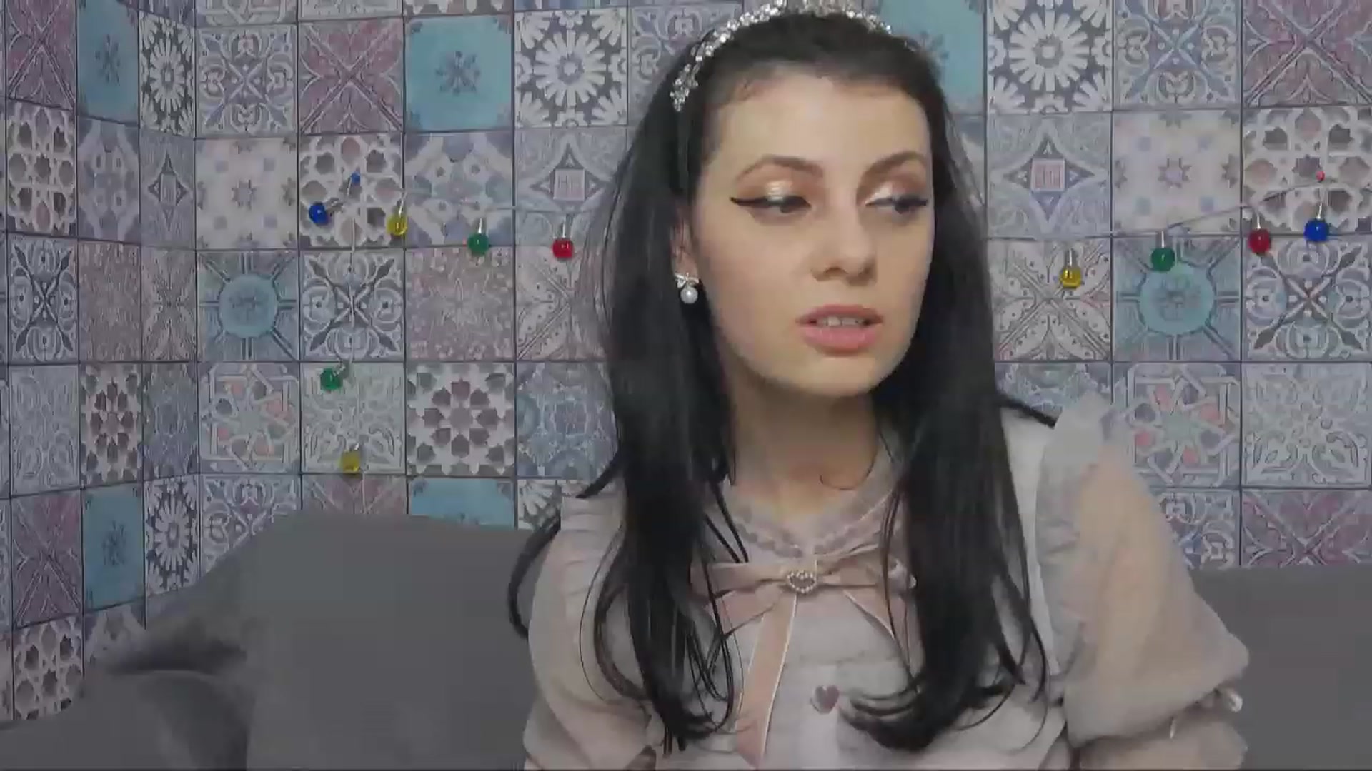 Gallery image thumbnail from MissAracely's myfreecams stream on, 02/12/2023, 20:39 image 9 of 20