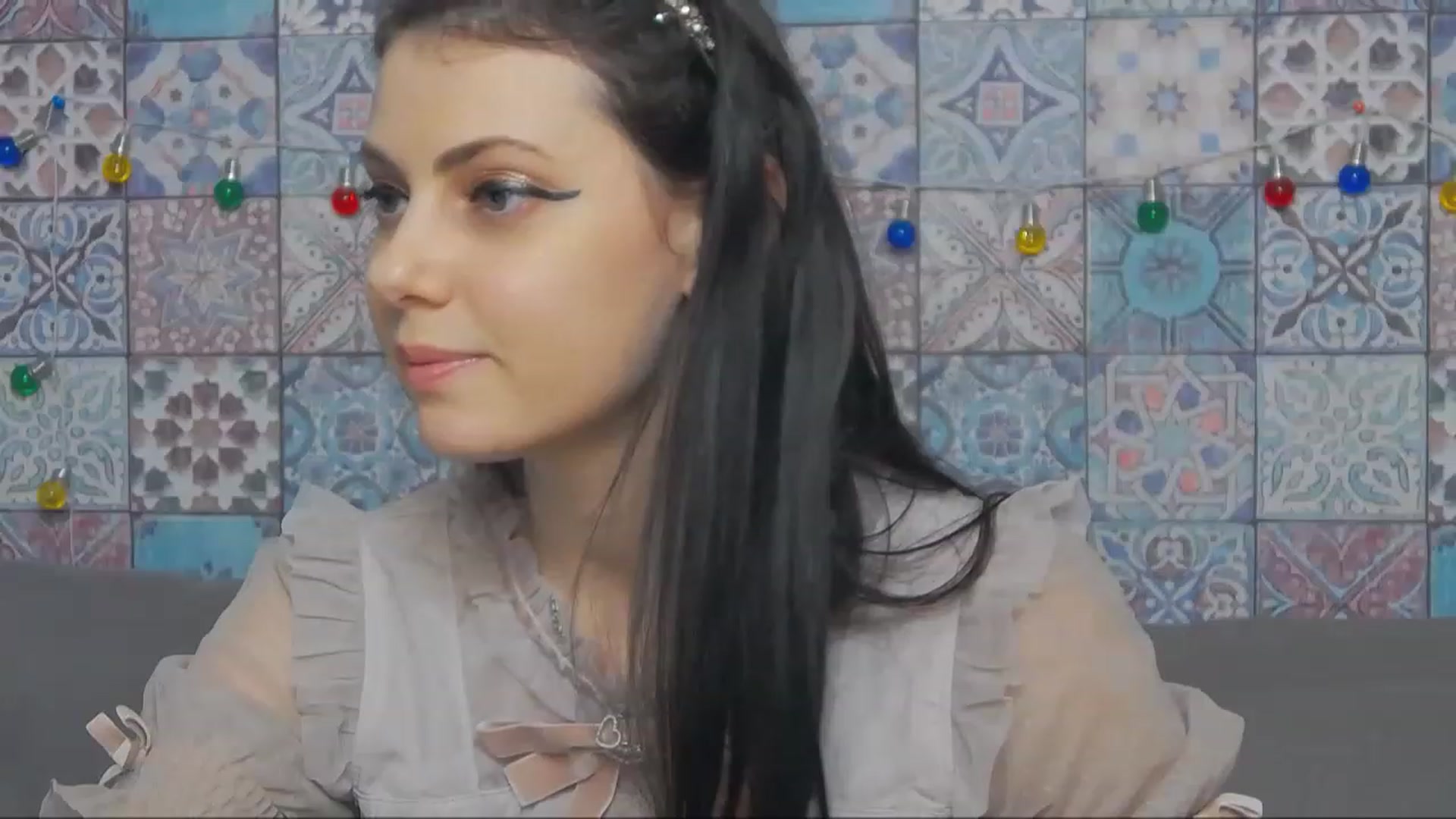 Gallery image thumbnail from MissAracely's myfreecams stream on, 02/12/2023, 23:04 image 7 of 20