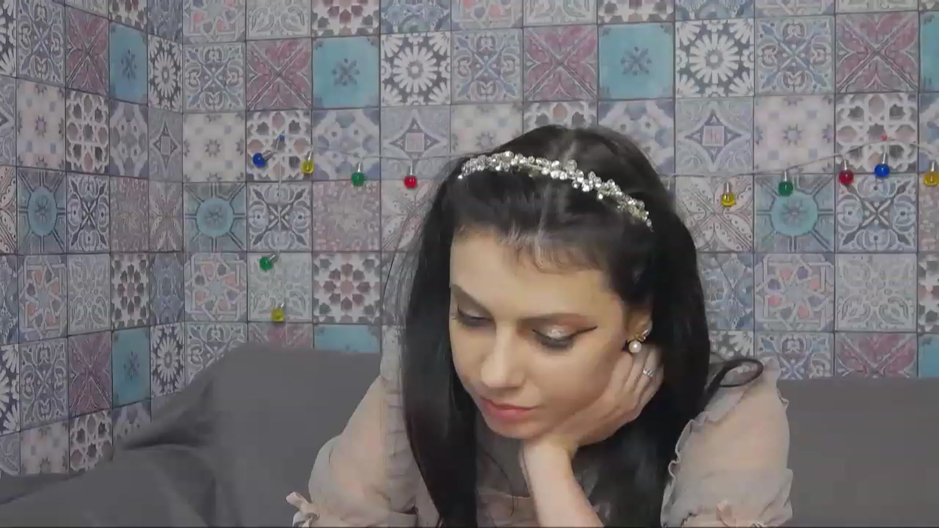 Gallery image thumbnail from MissAracely's myfreecams stream on, 02/12/2023, 23:04 image 4 of 20