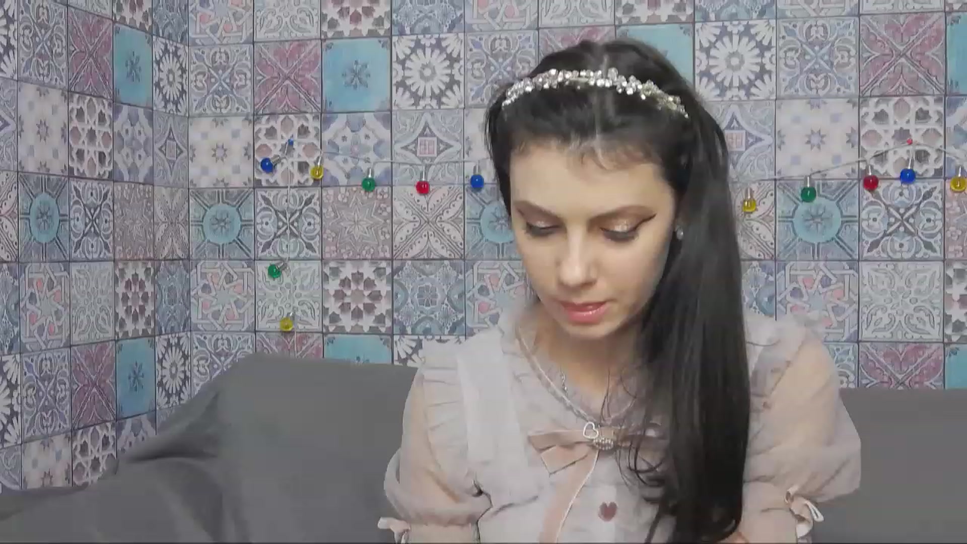 Gallery image thumbnail from MissAracely's myfreecams stream on, 02/12/2023, 23:04 image 5 of 20