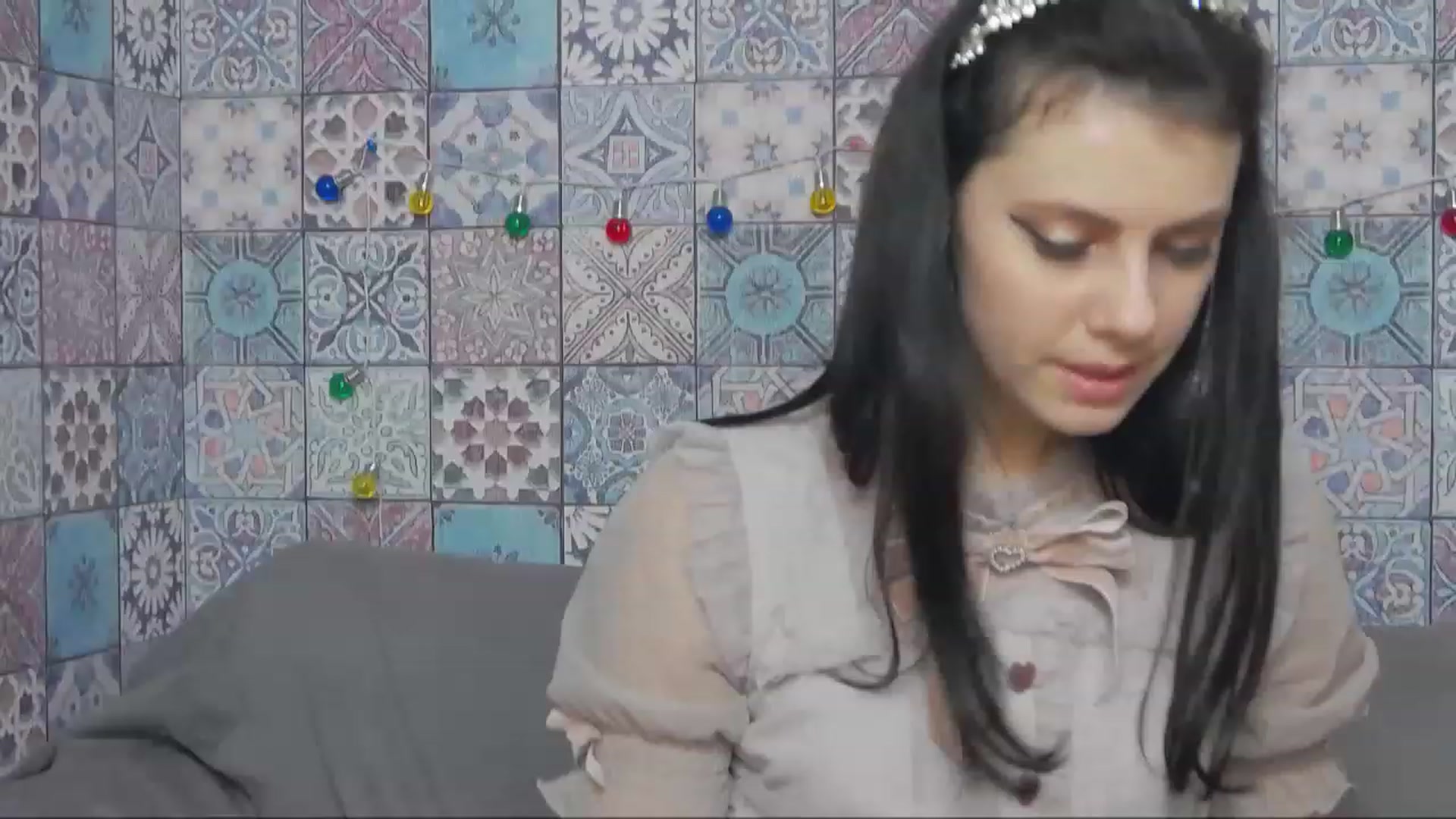 Gallery image thumbnail from MissAracely's myfreecams stream on, 02/12/2023, 23:53 image 15 of 20