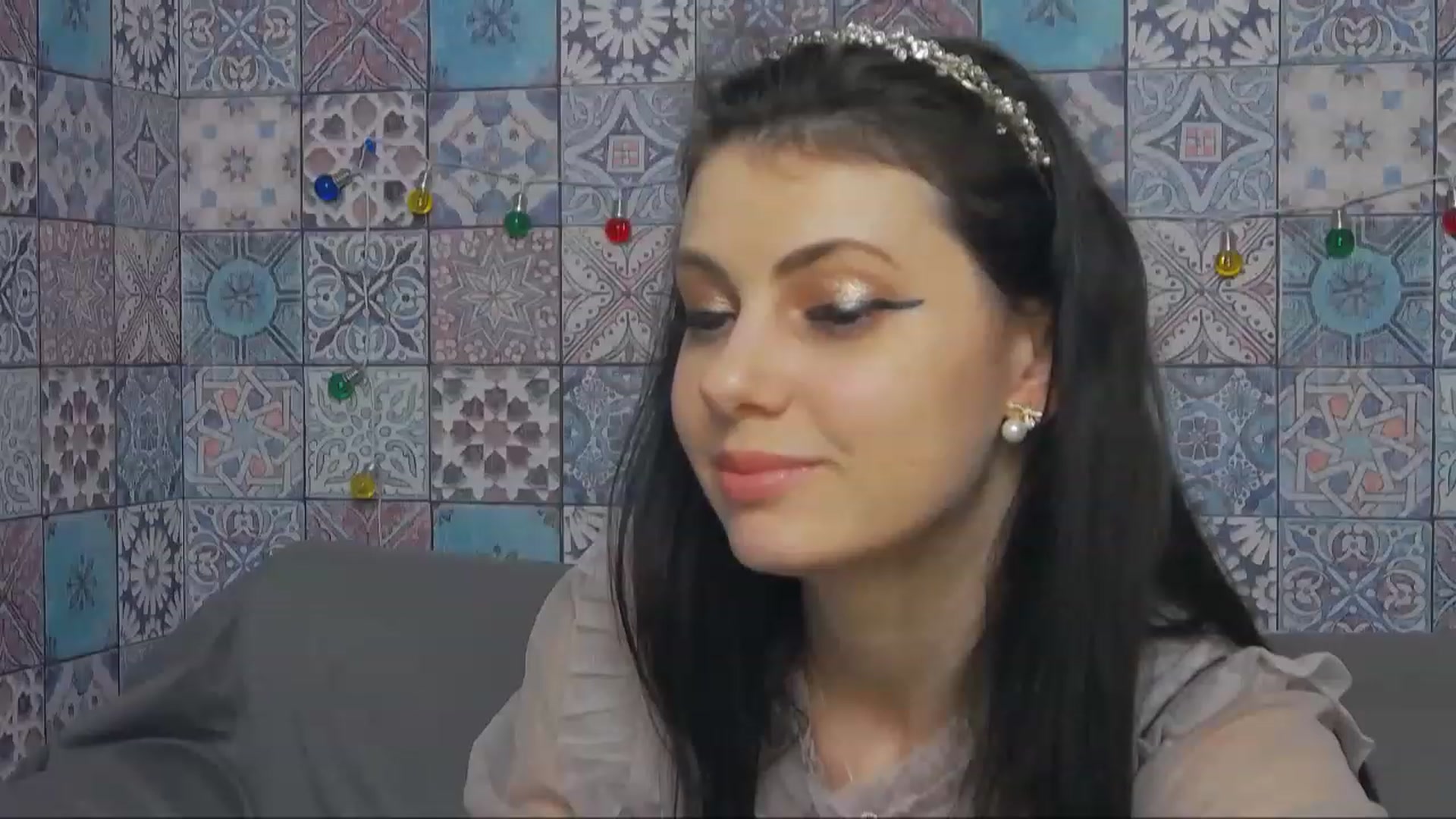 Gallery image thumbnail from MissAracely's myfreecams stream on, 02/12/2023, 23:53 image 13 of 20