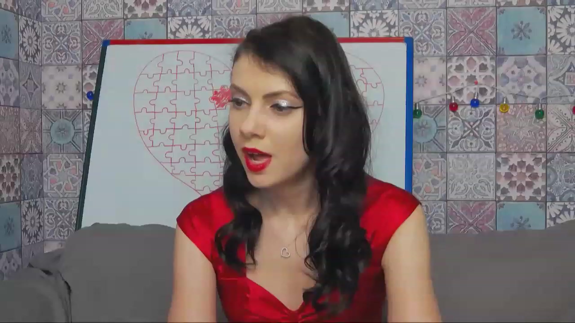 Gallery image thumbnail from MissAracely's myfreecams stream on, 02/14/2023, 16:39 image 3 of 20