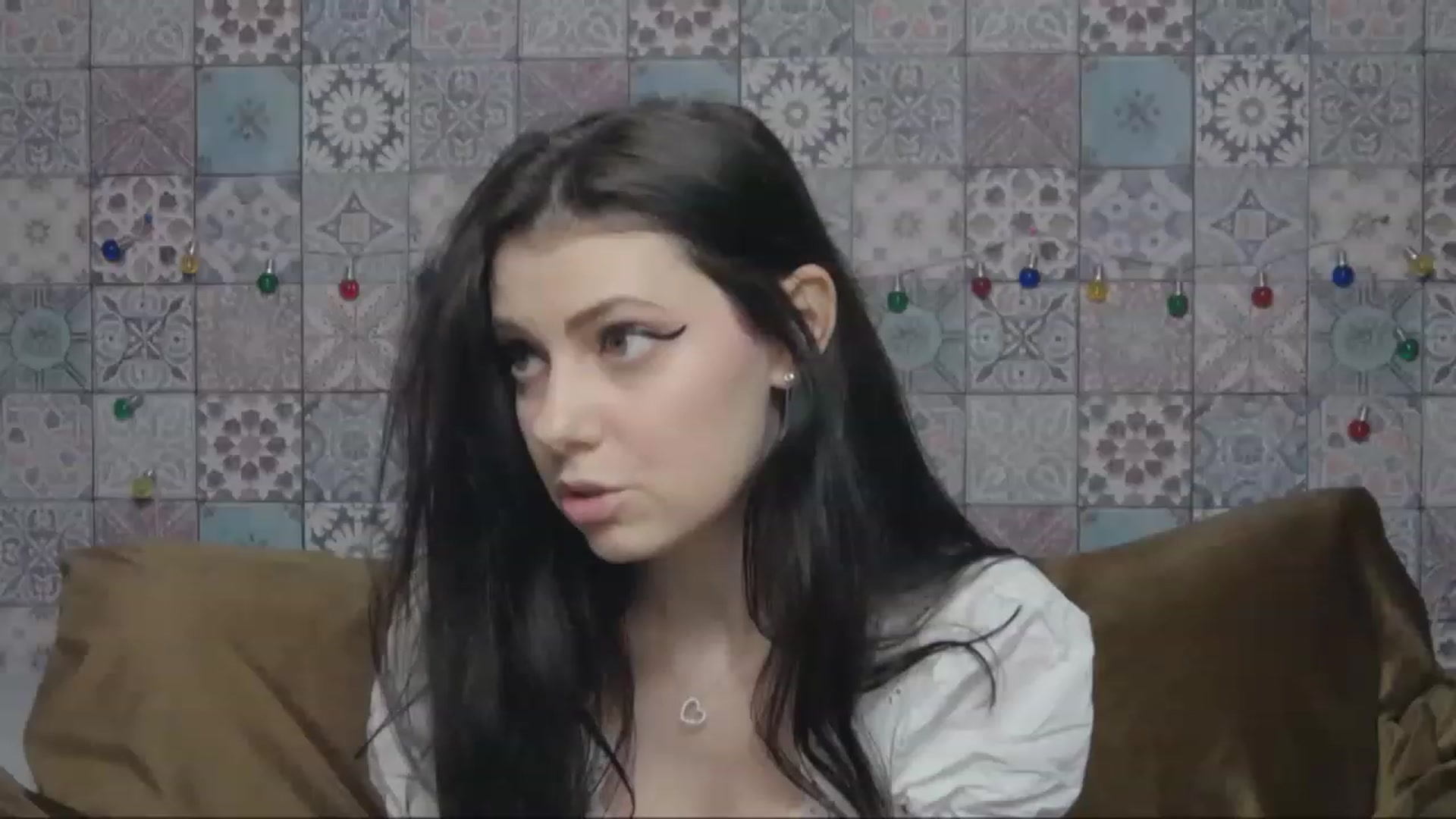 Gallery image thumbnail from MissAracely's myfreecams stream on, 02/18/2023, 20:33 image 5 of 20