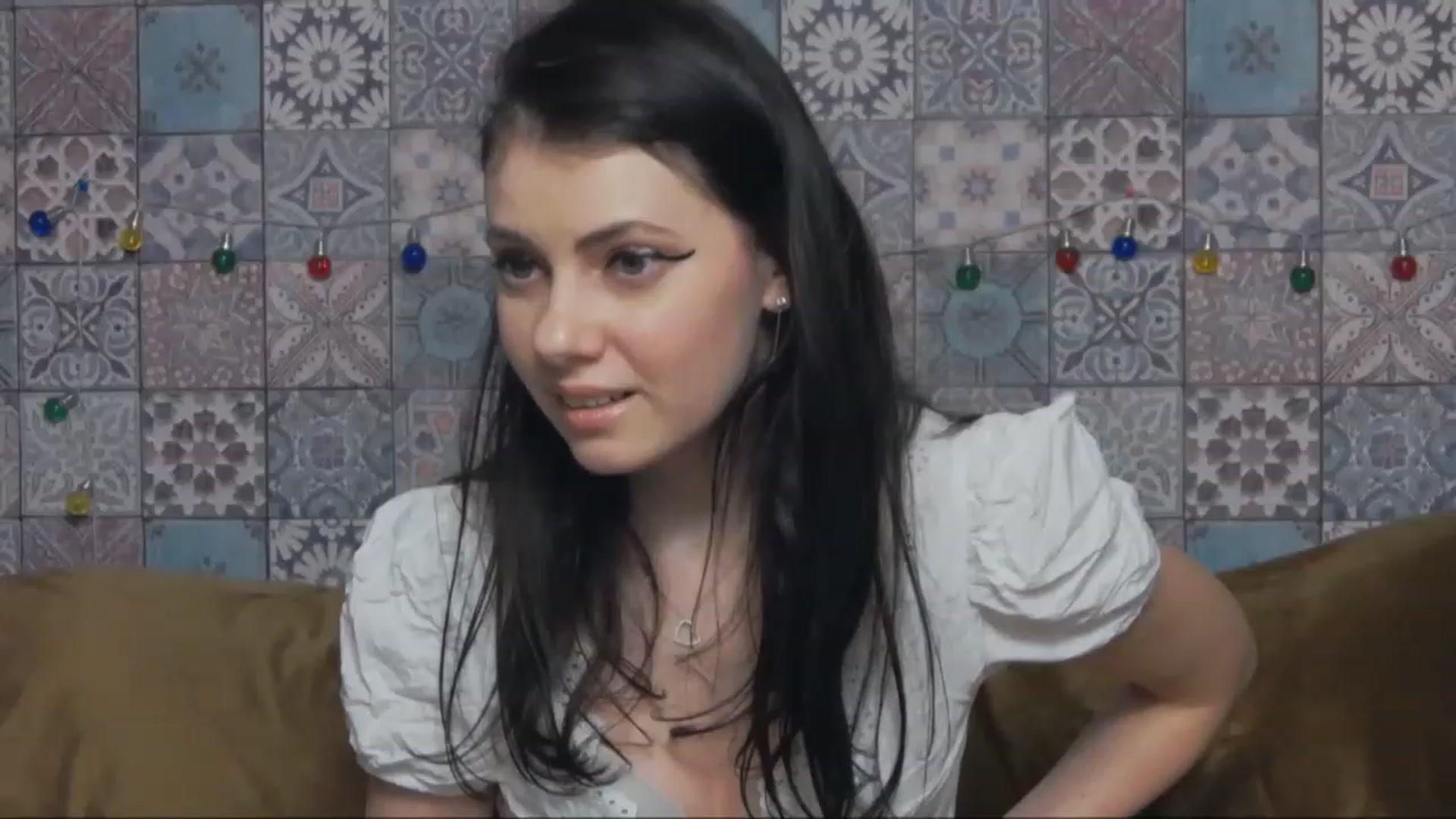 Gallery image thumbnail from MissAracely's myfreecams stream on, 02/19/2023, 24:04 image 8 of 20