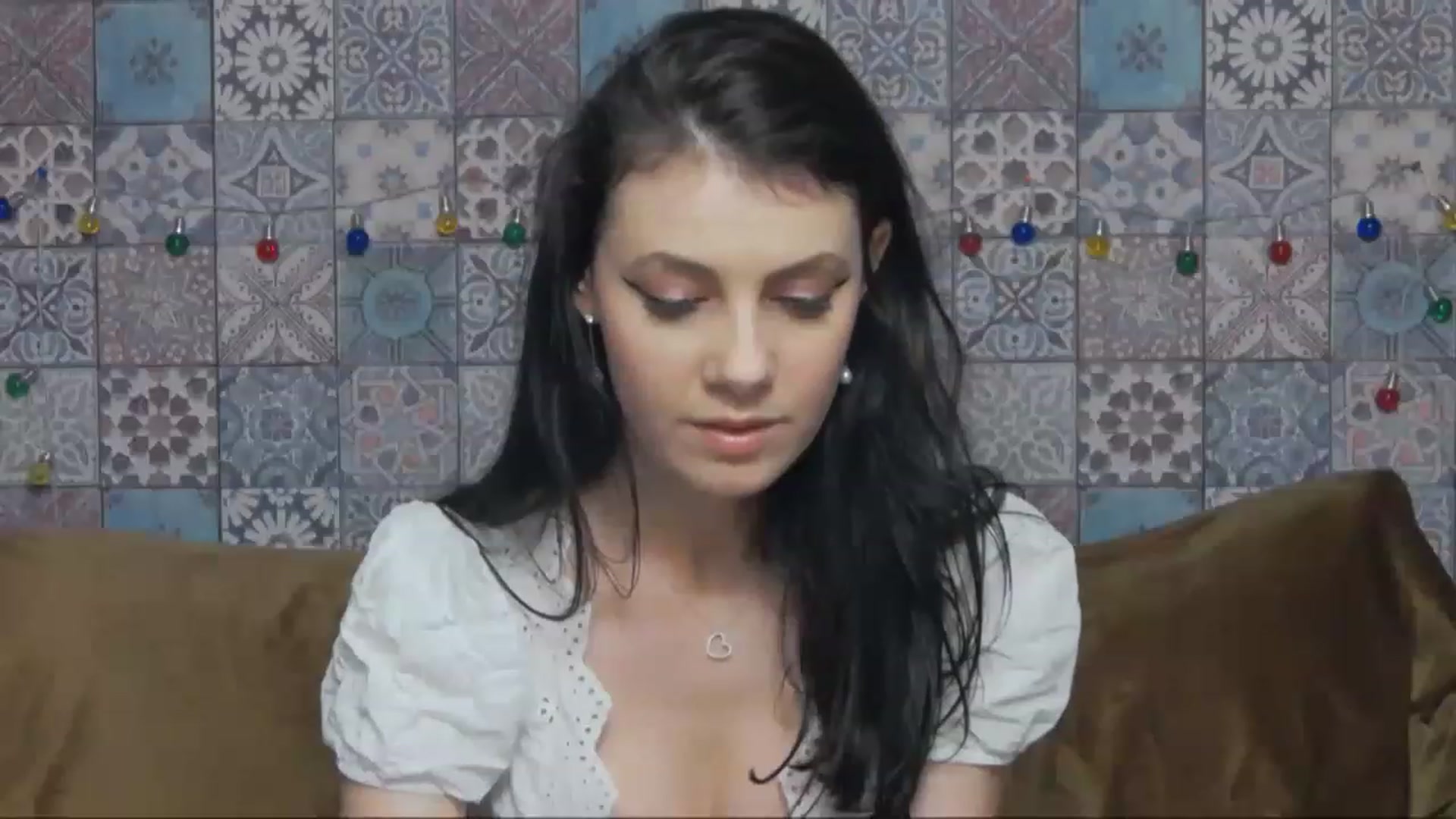 Gallery image thumbnail from MissAracely's myfreecams stream on, 02/19/2023, 24:34 image 8 of 20