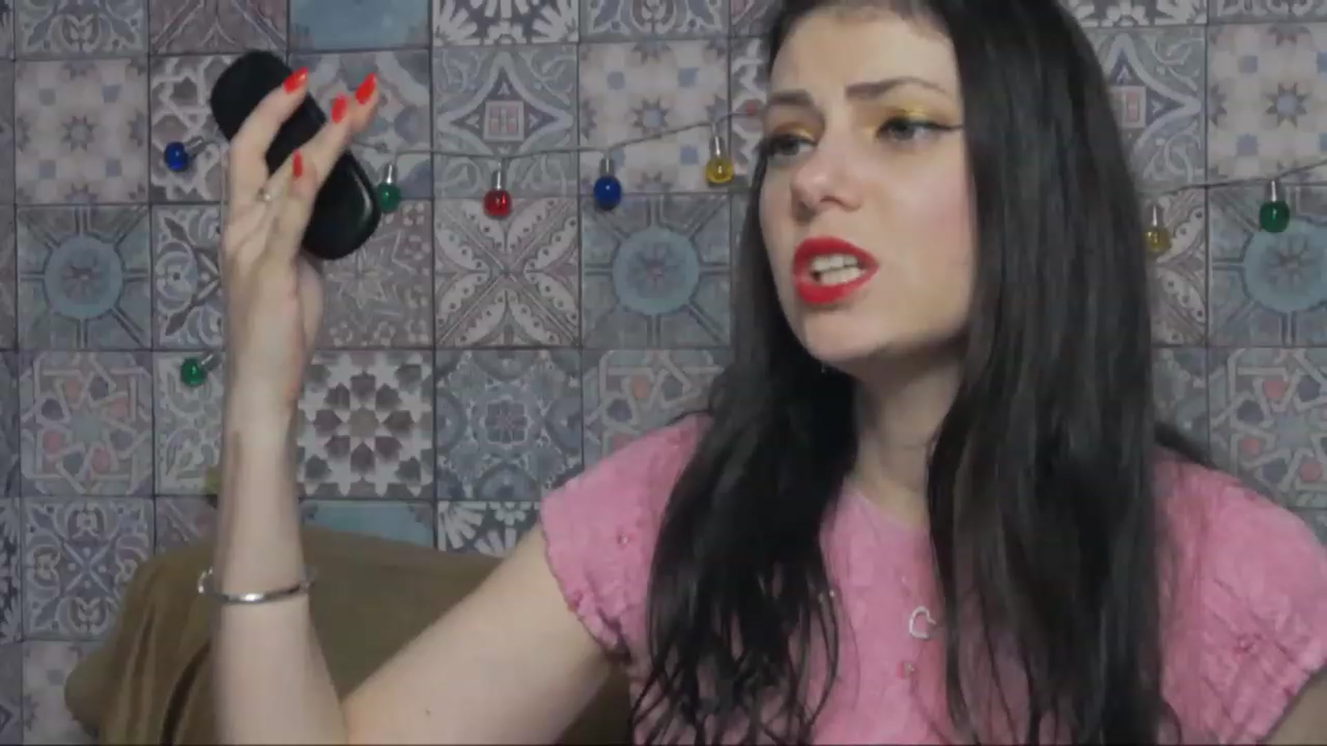 Gallery image thumbnail from MissAracely's myfreecams stream on, 02/19/2023, 19:06 image 10 of 20