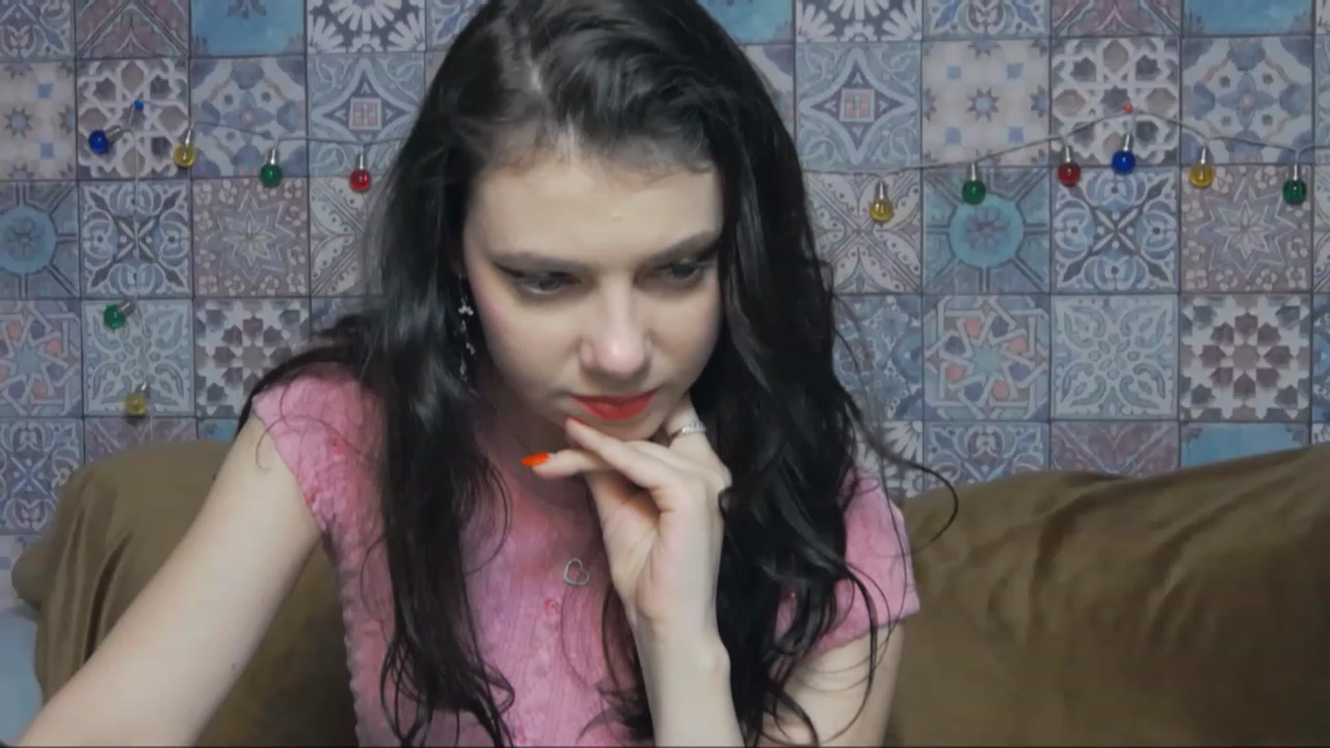 Gallery image thumbnail from MissAracely's myfreecams stream on, 02/19/2023, 19:06 image 3 of 20