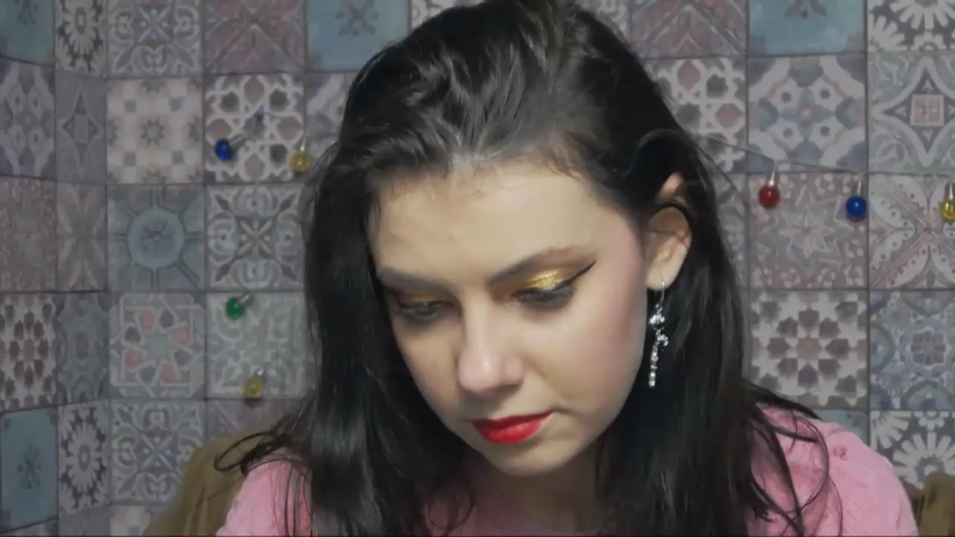 Gallery image thumbnail from MissAracely's myfreecams stream on, 02/19/2023, 19:06 image 16 of 20