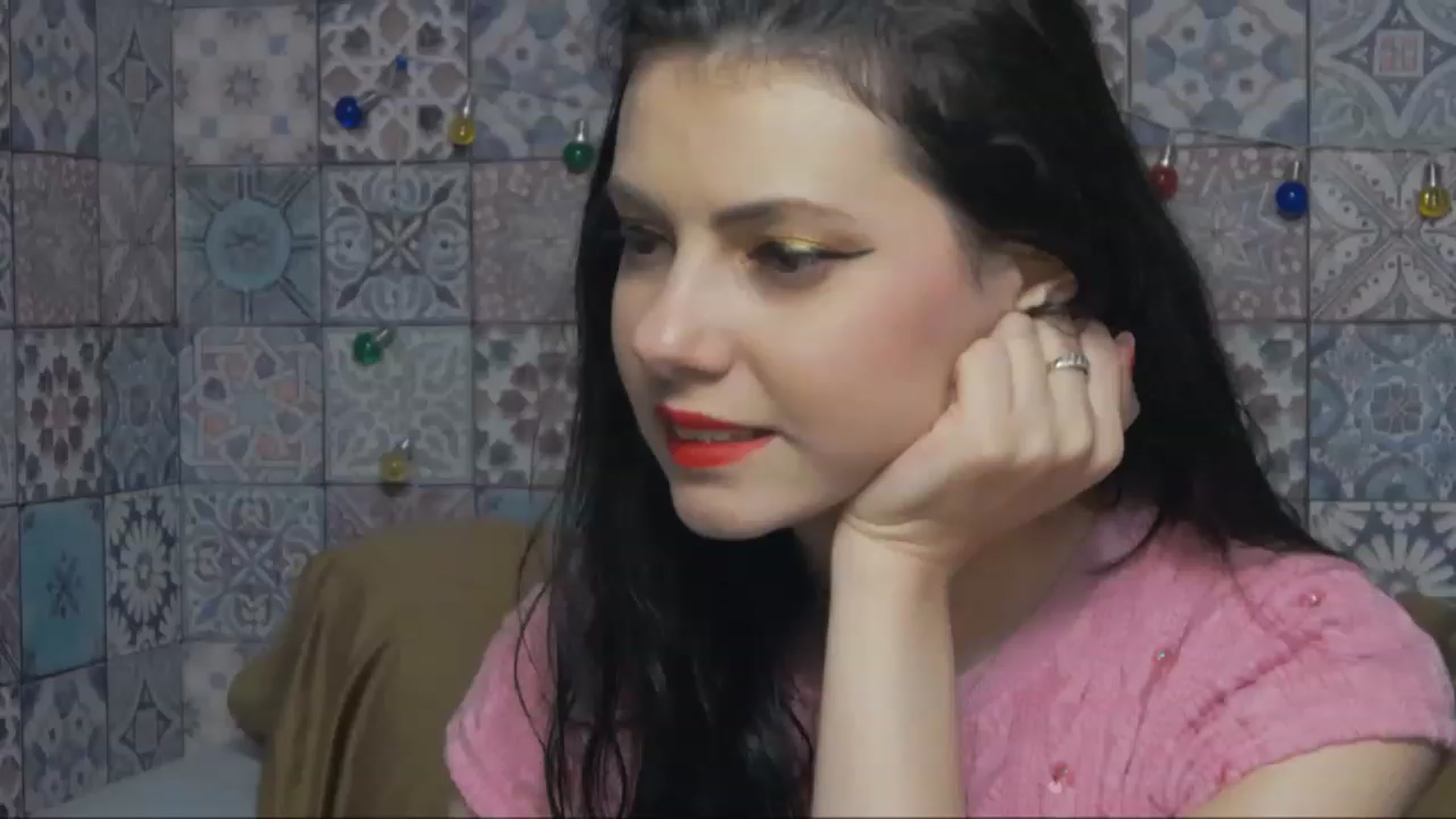 Gallery image thumbnail from MissAracely's myfreecams stream on, 02/19/2023, 19:06 image 20 of 20