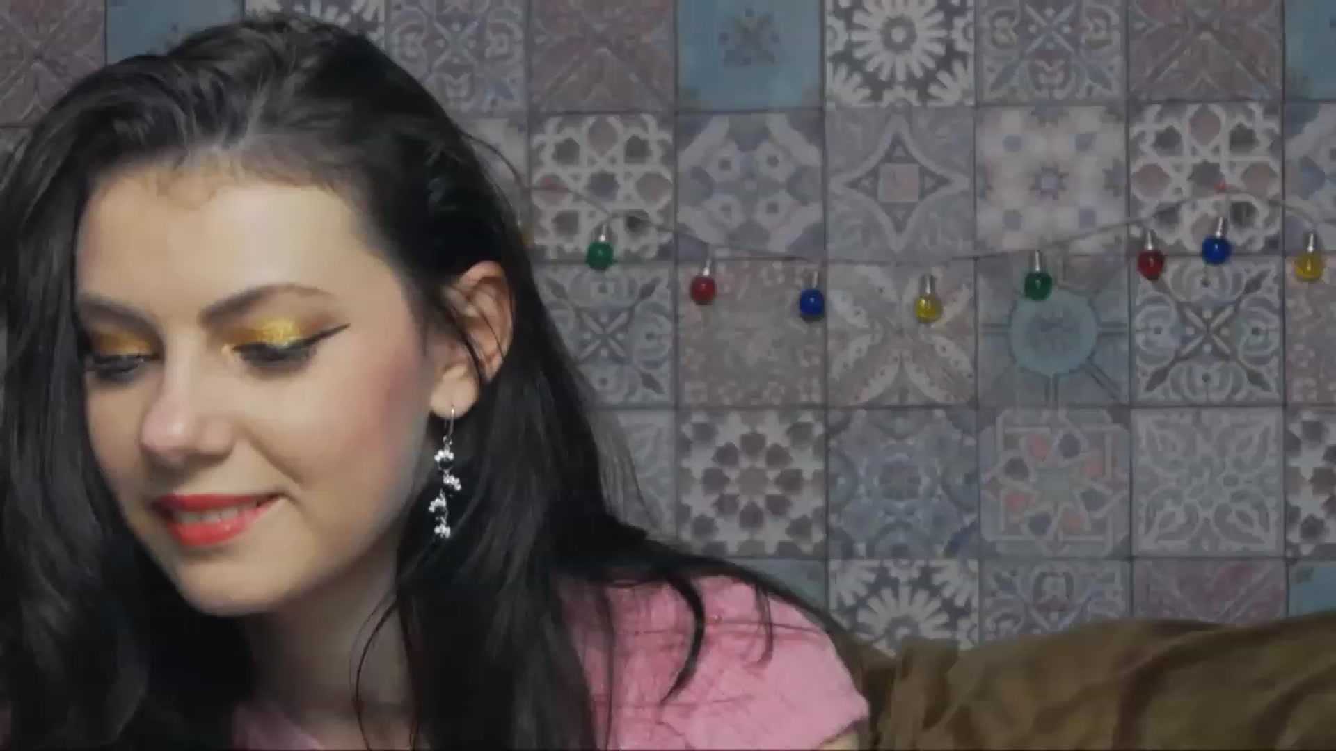 Gallery image thumbnail from MissAracely's myfreecams stream on, 02/19/2023, 19:06 image 5 of 20